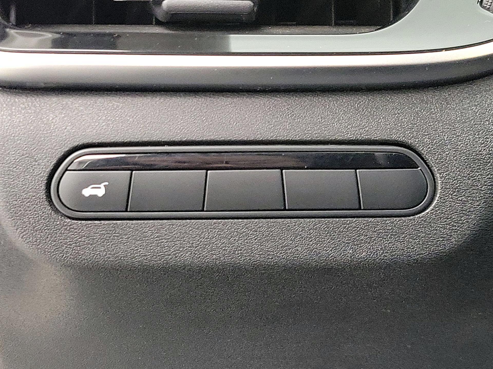 Thumbnail: 2023 INFINITI QX60 - 13