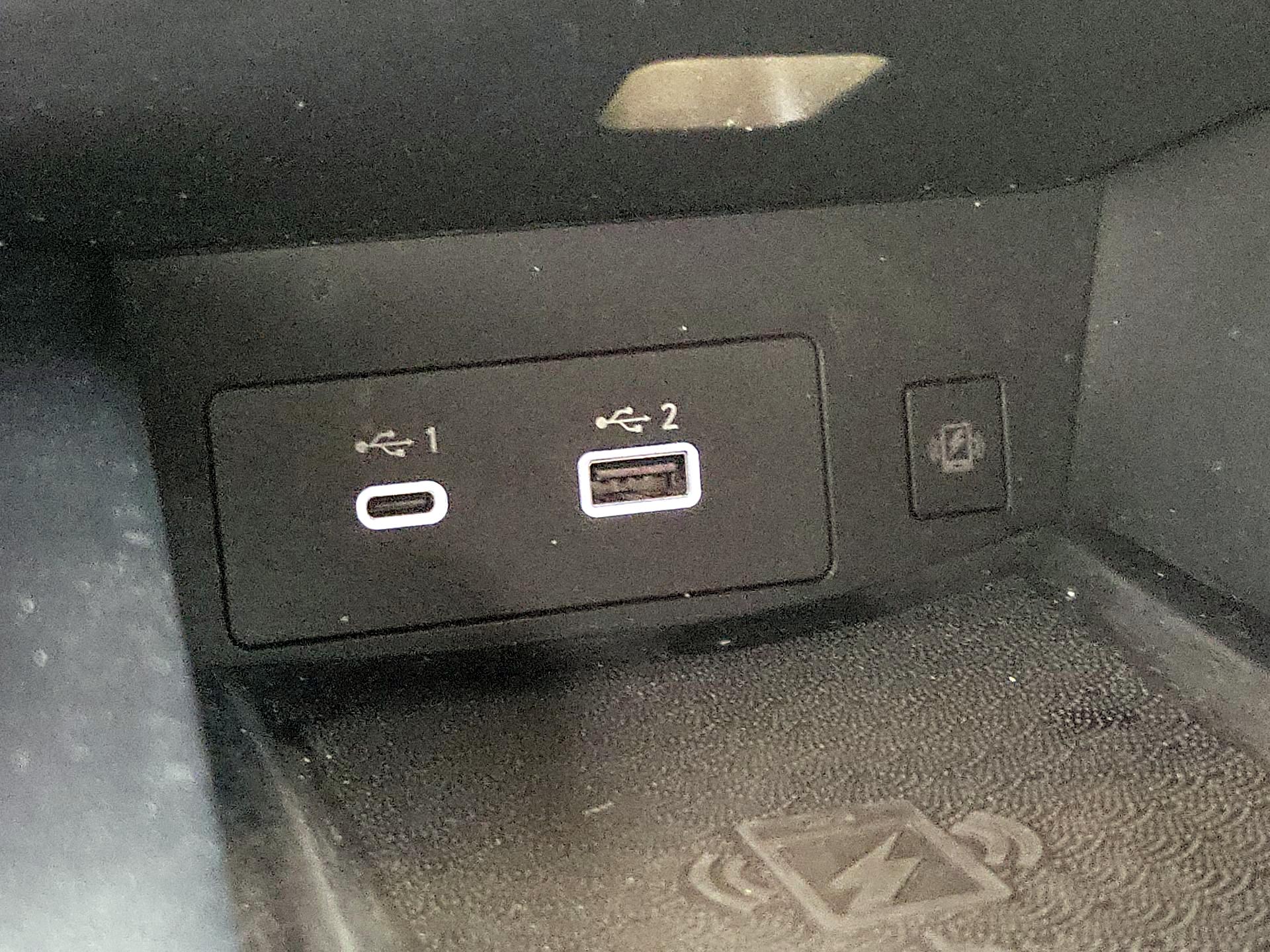 Thumbnail: 2023 INFINITI QX60 - 18