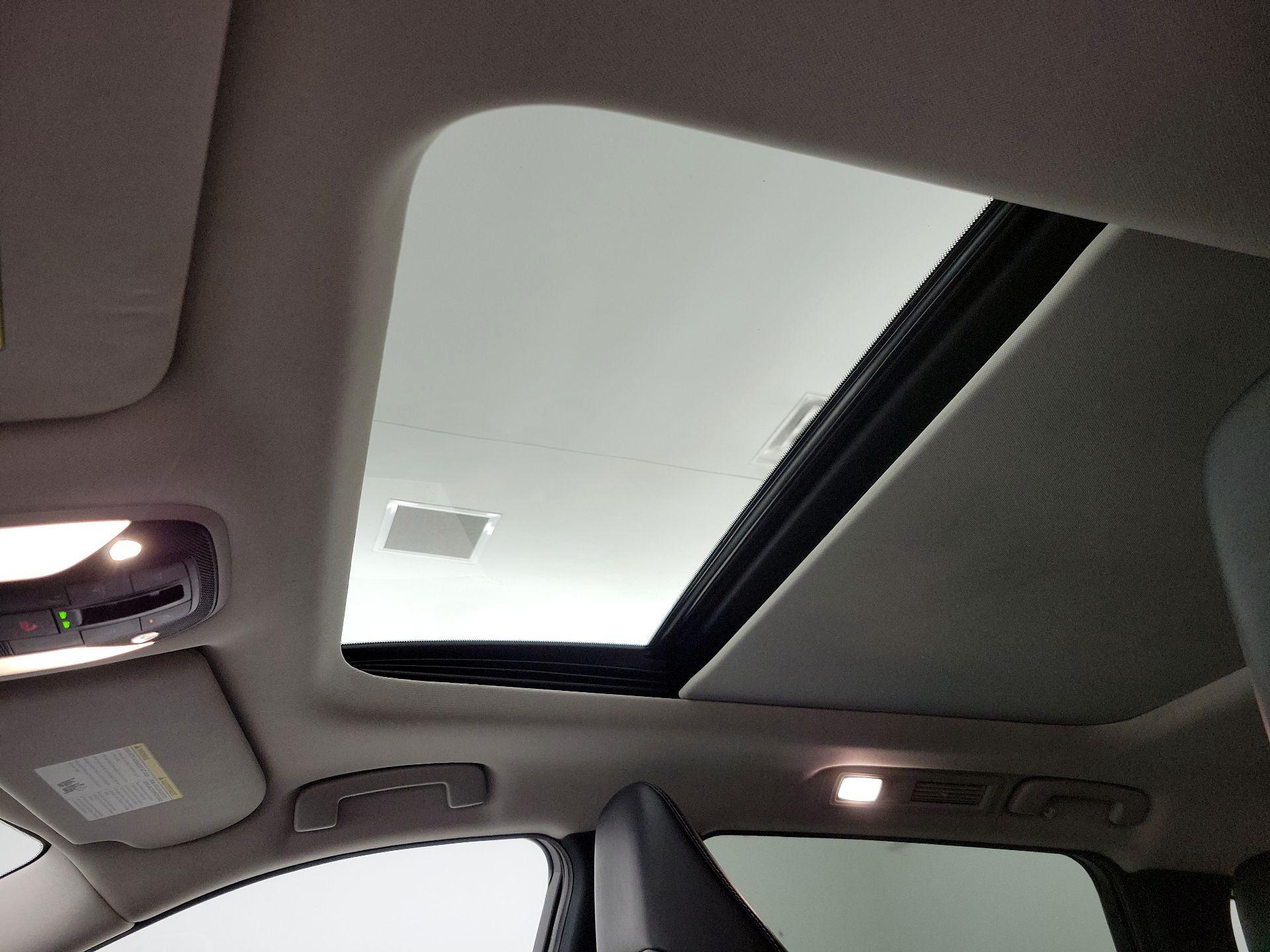 Thumbnail: 2023 INFINITI QX60 - 19