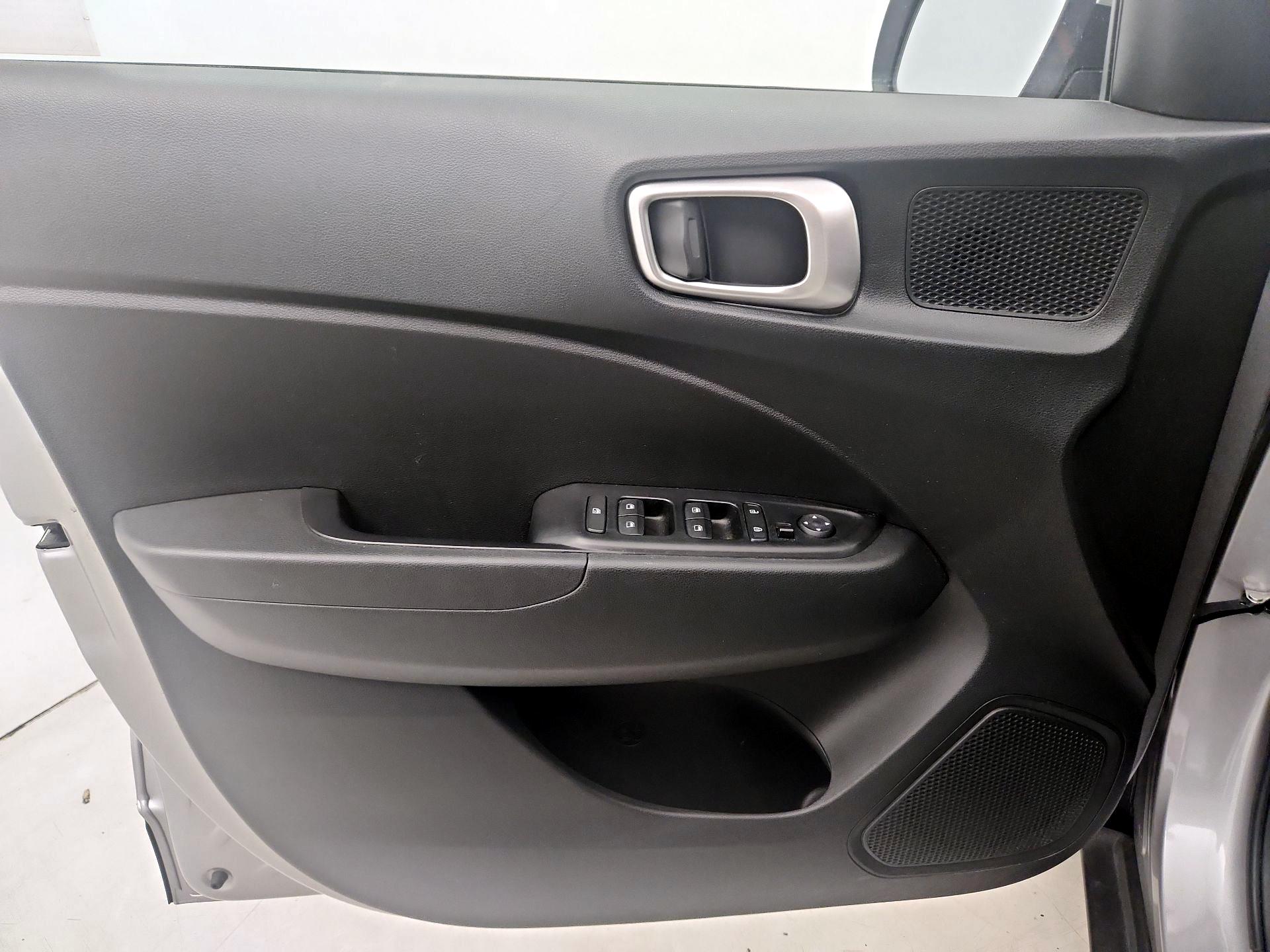 Thumbnail: 2024 Hyundai Venue - 12