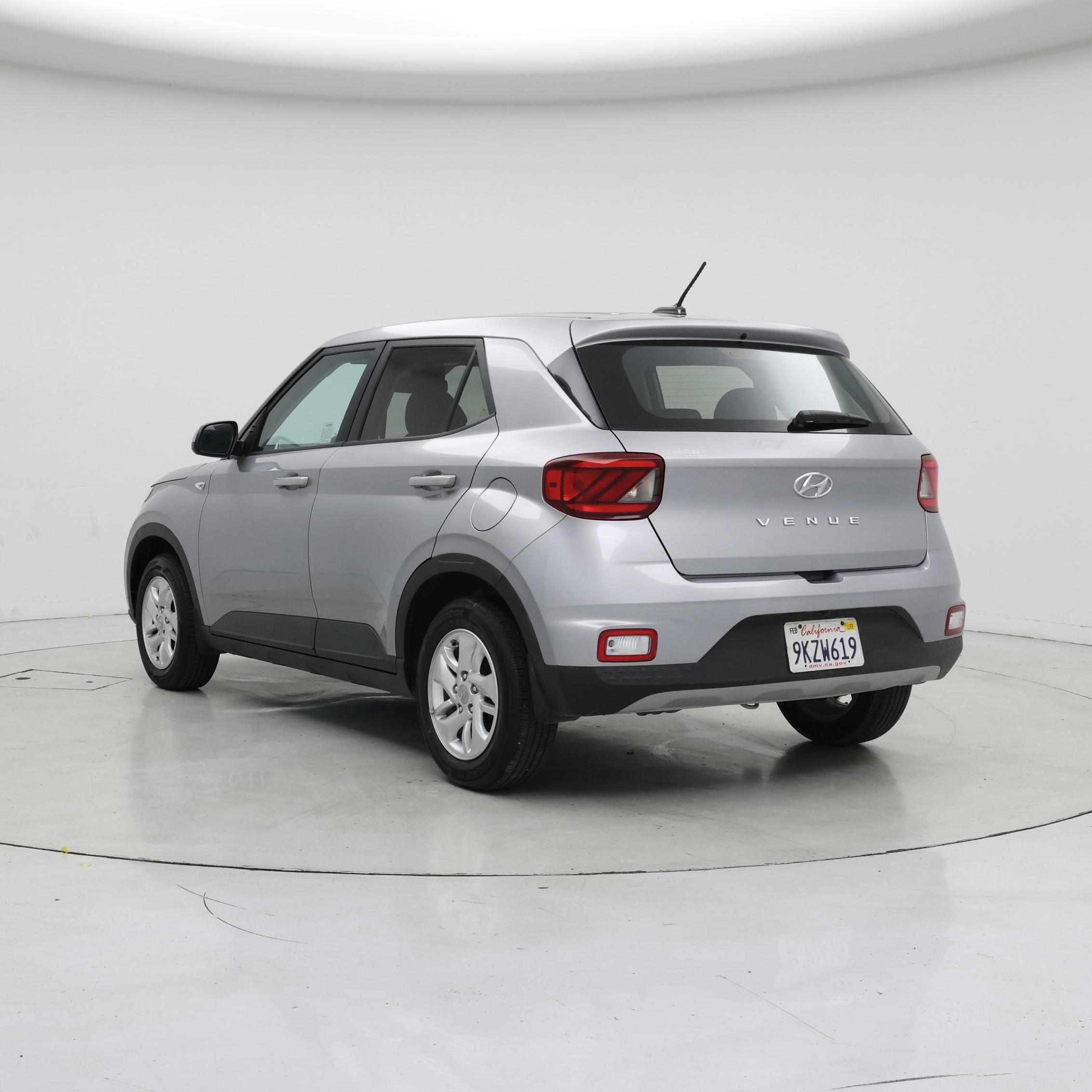 Thumbnail: 2024 Hyundai Venue - 2