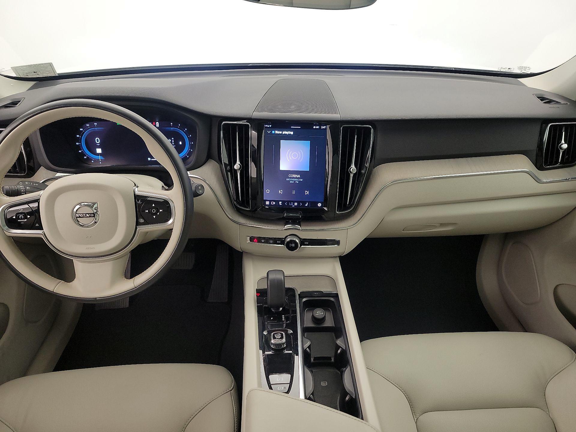 Thumbnail: 2023 Volvo XC60 - 9