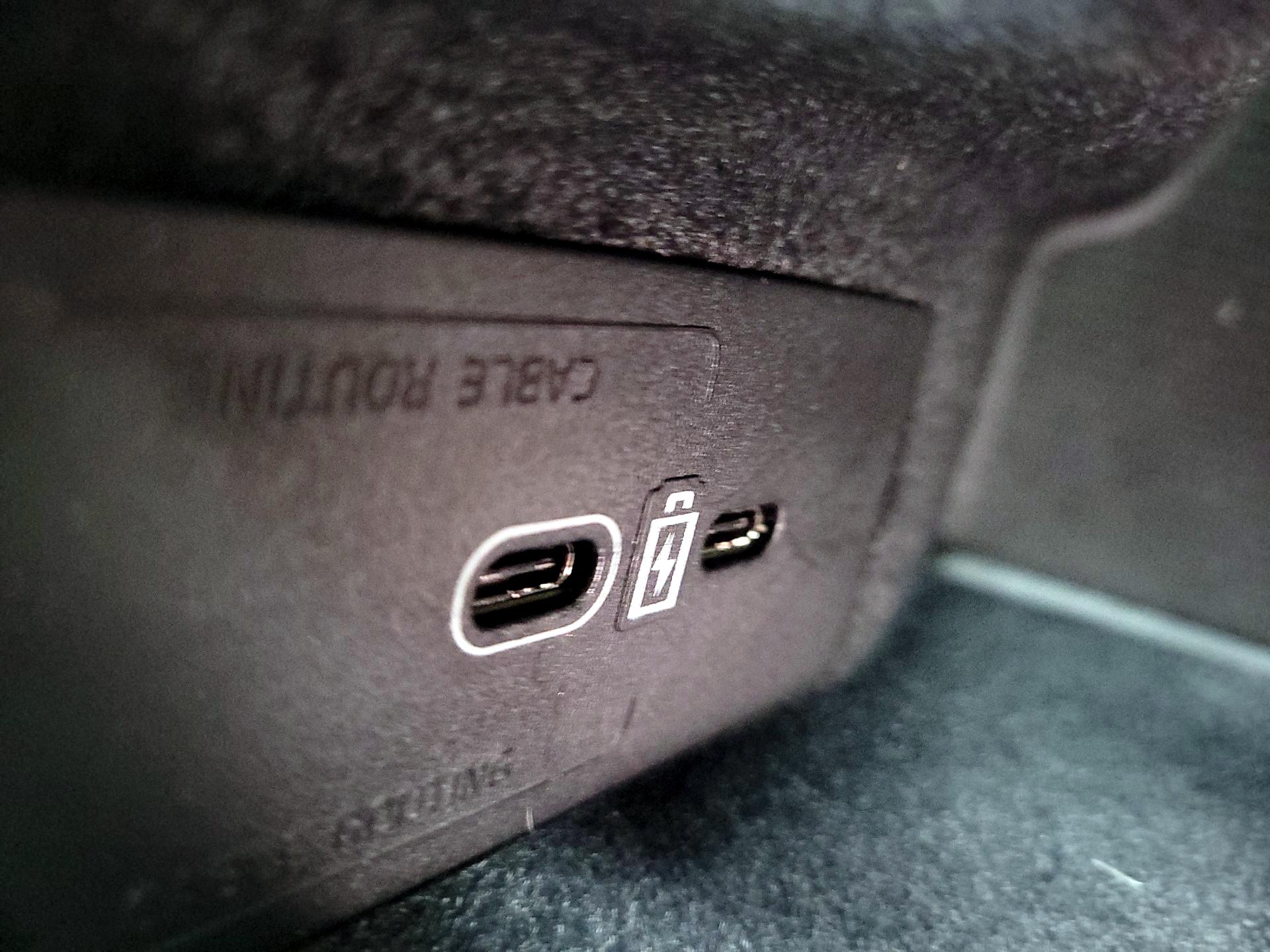 Thumbnail: 2023 Volvo XC60 - 19