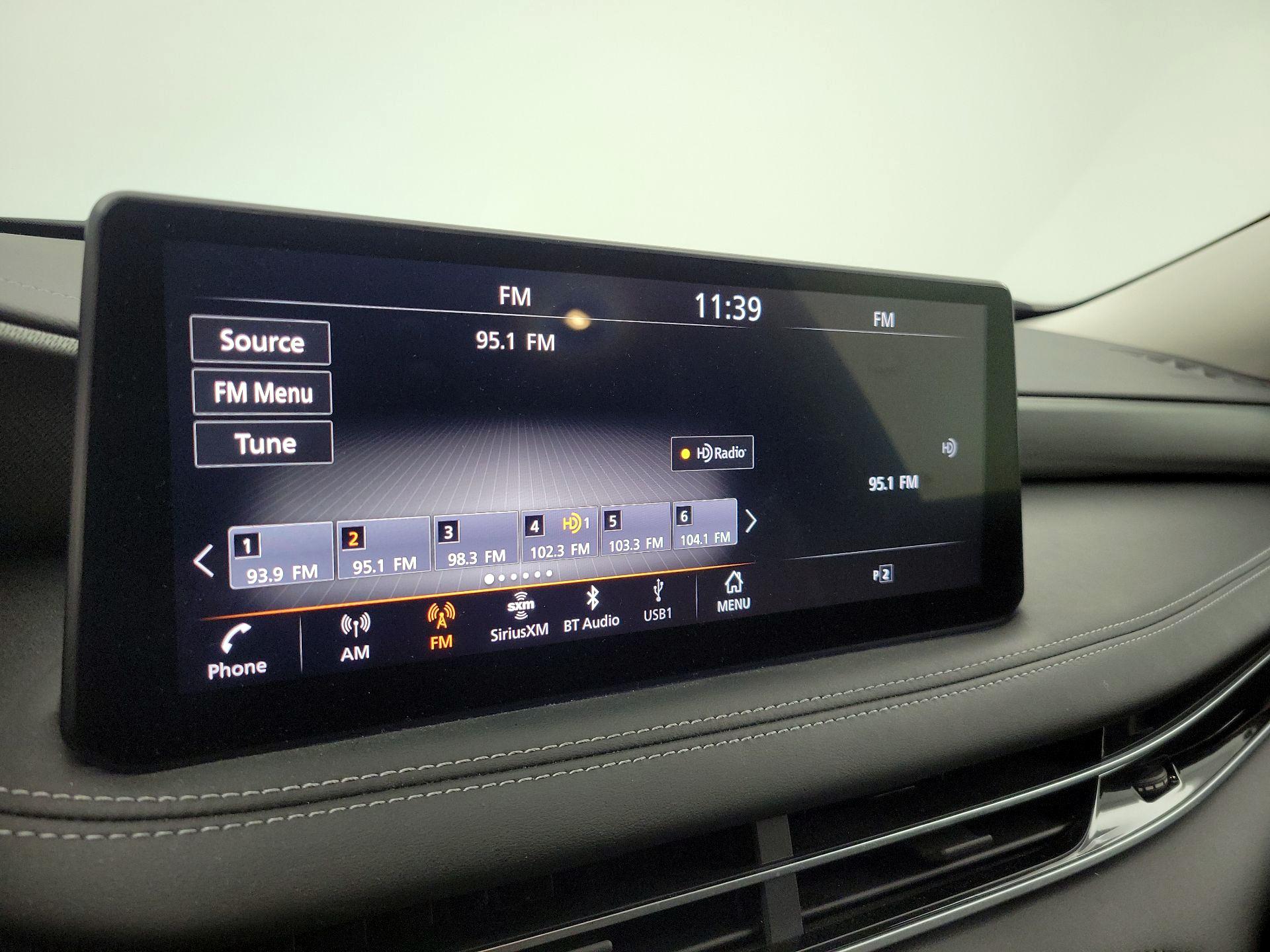 Thumbnail: 2023 INFINITI QX60 - 16