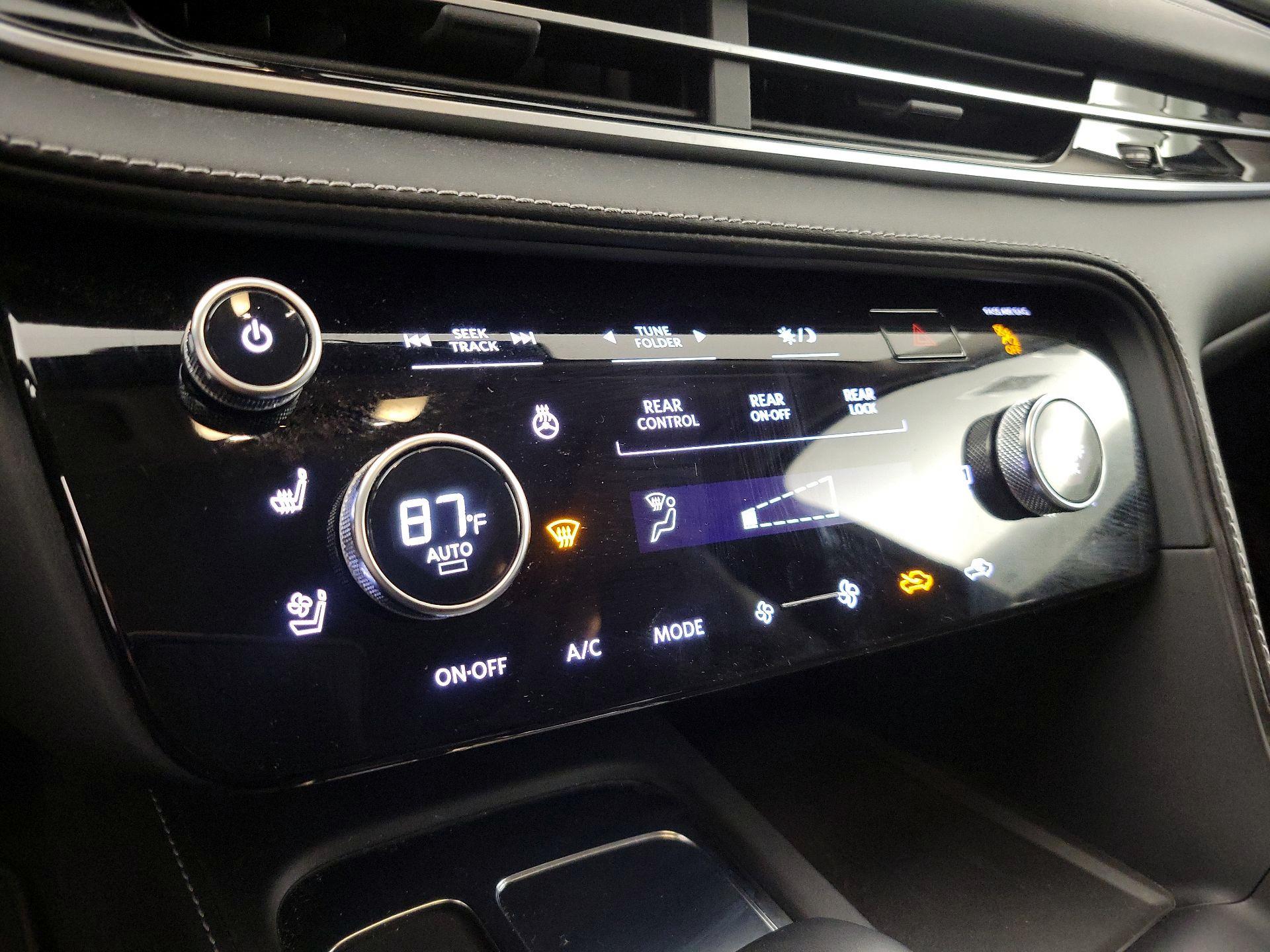 Thumbnail: 2023 INFINITI QX60 - 17