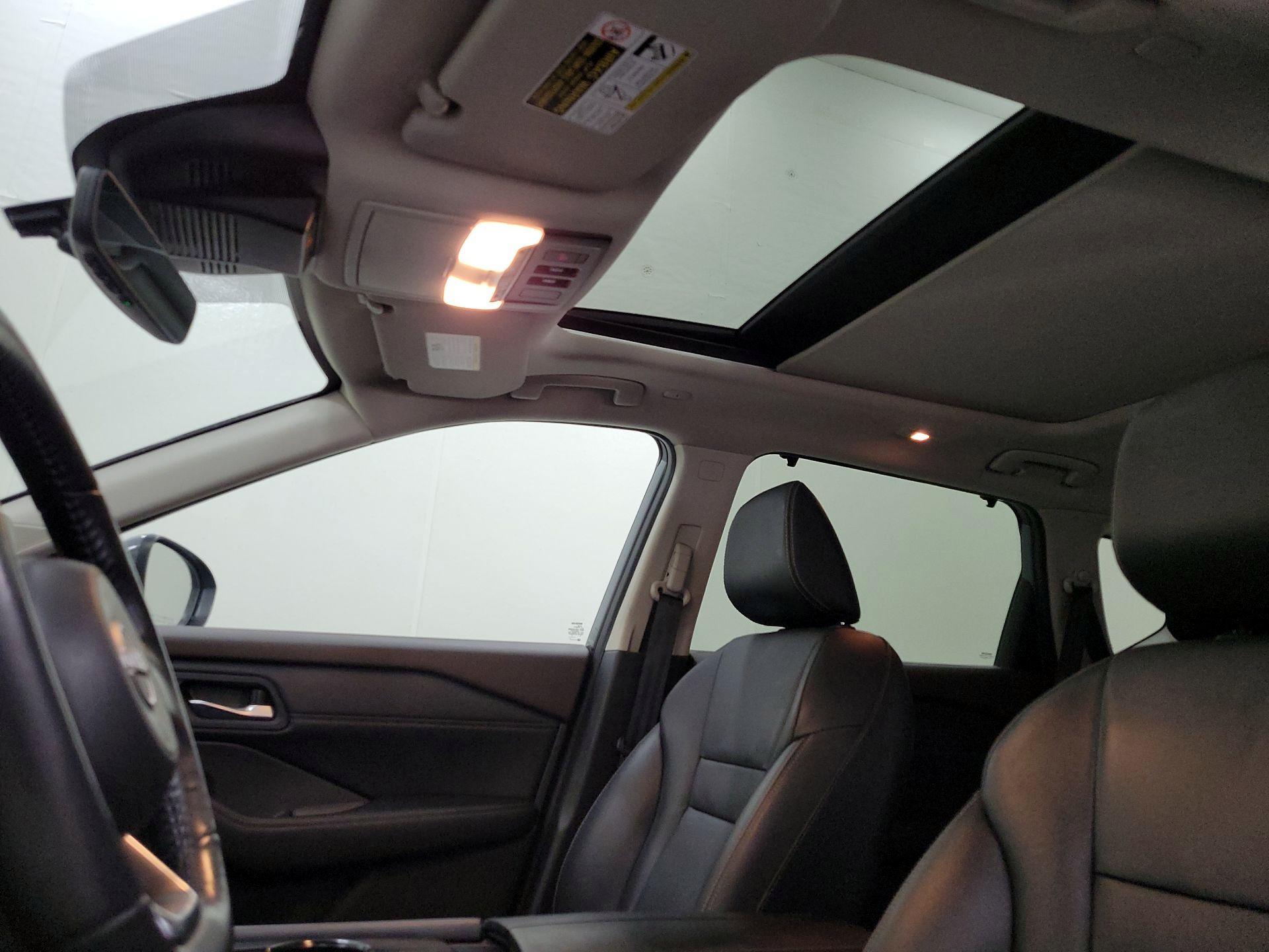 Thumbnail: 2023 Nissan Rogue - 20