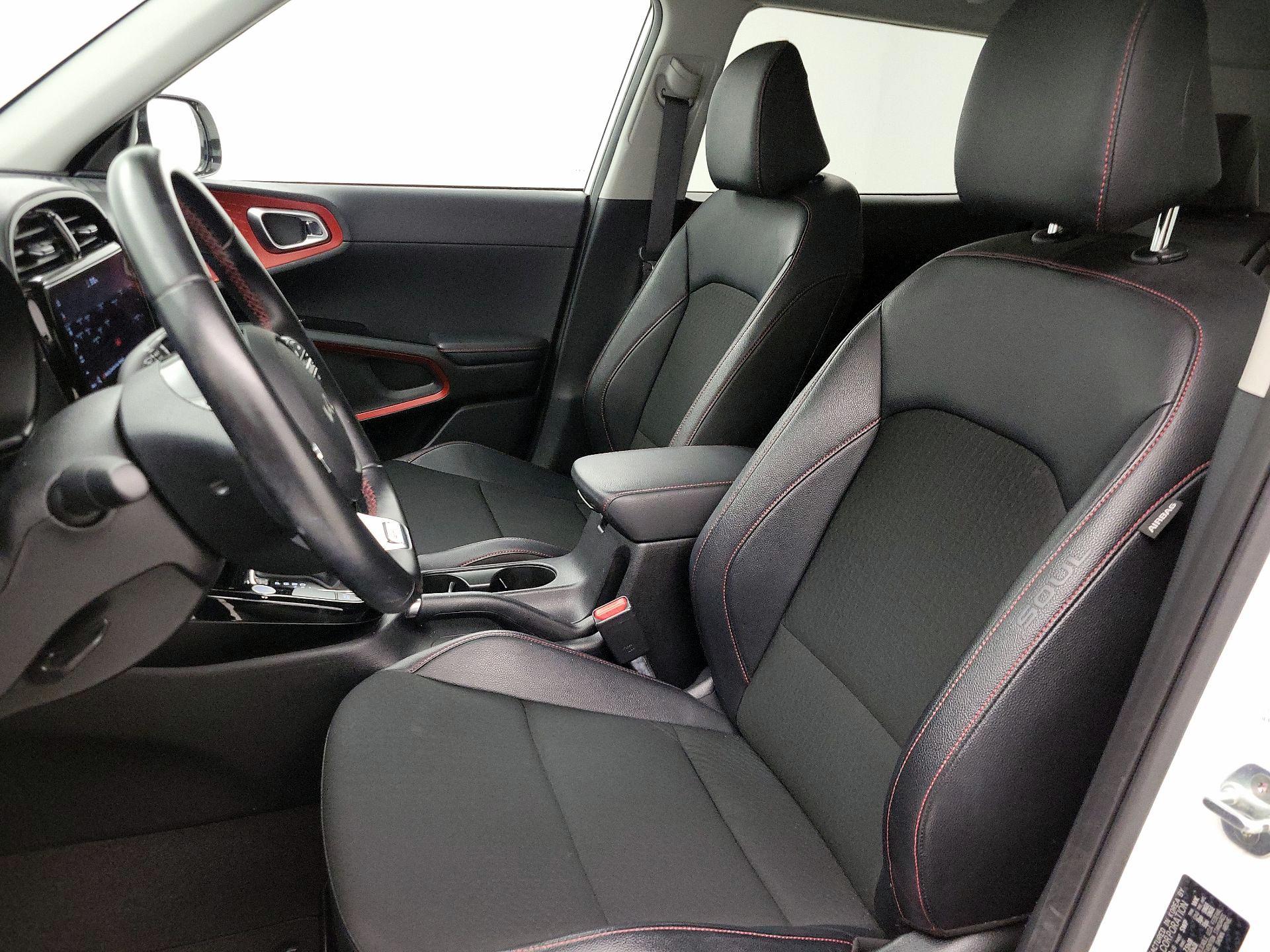 Thumbnail: 2023 Kia Soul - 11