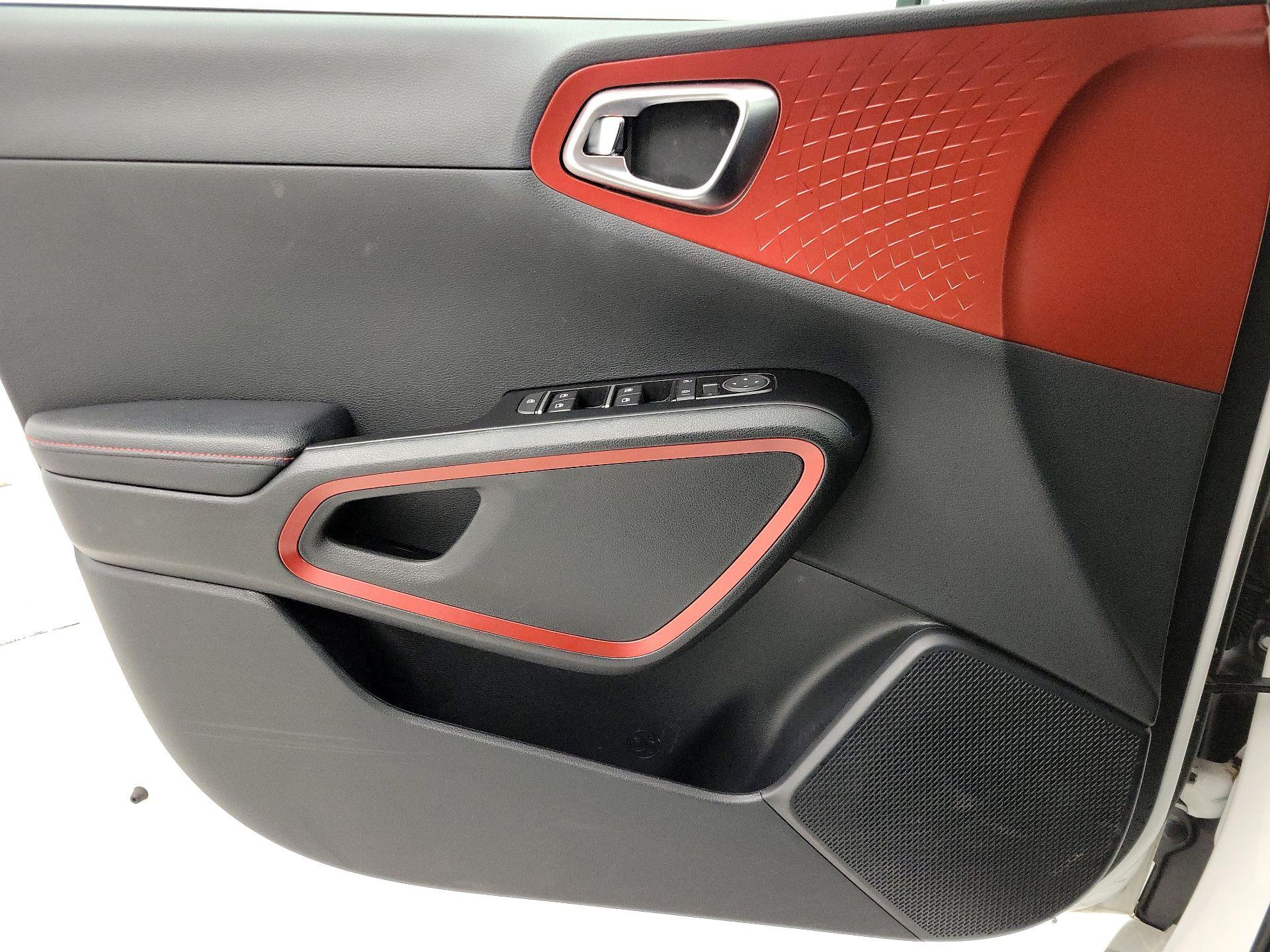 Thumbnail: 2023 Kia Soul - 12