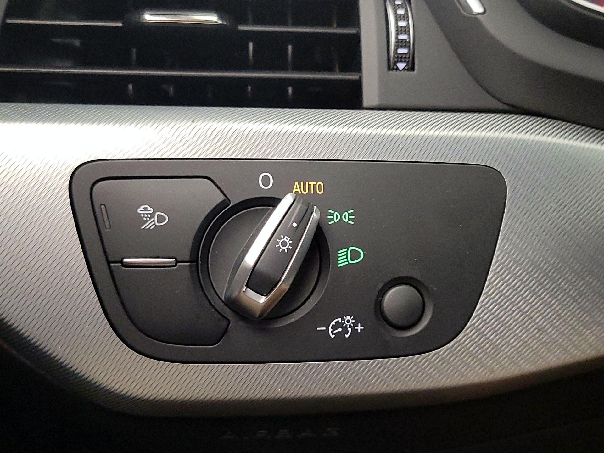 Thumbnail: 2018 Audi A4 - 13