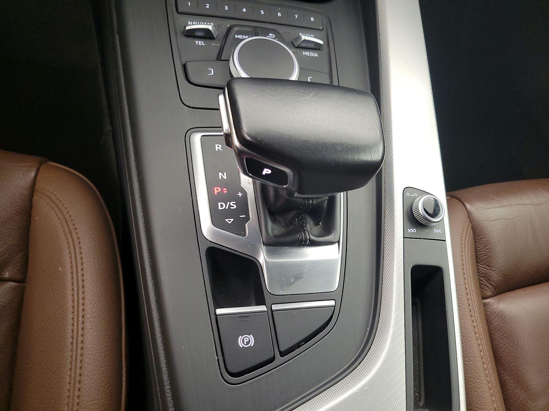 Thumbnail: 2018 Audi A4 - 17