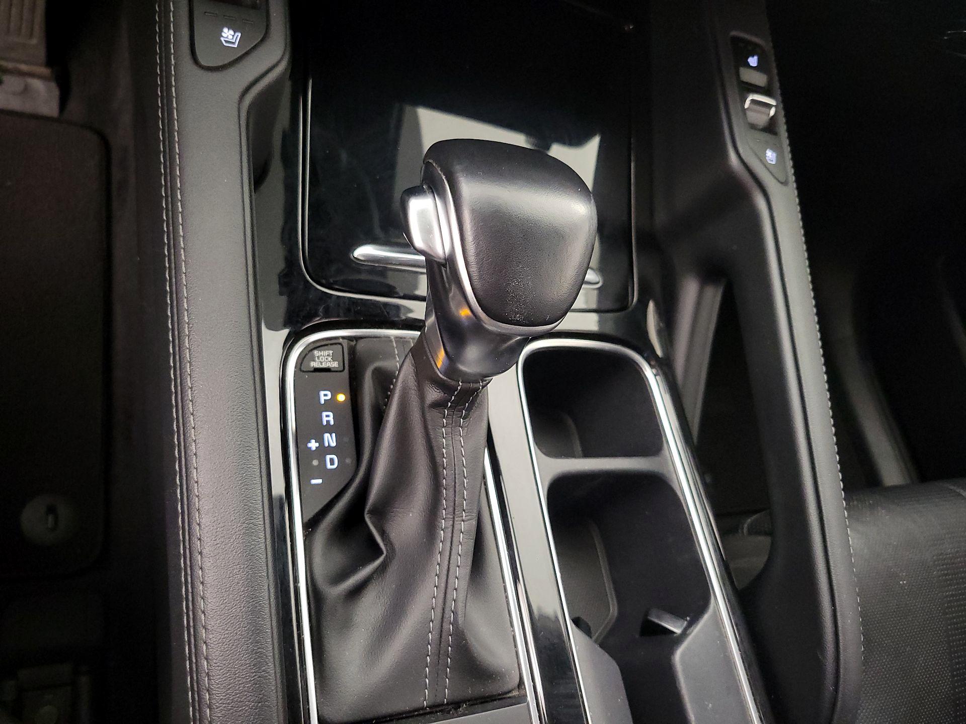 Thumbnail: 2022 Kia Telluride - 18