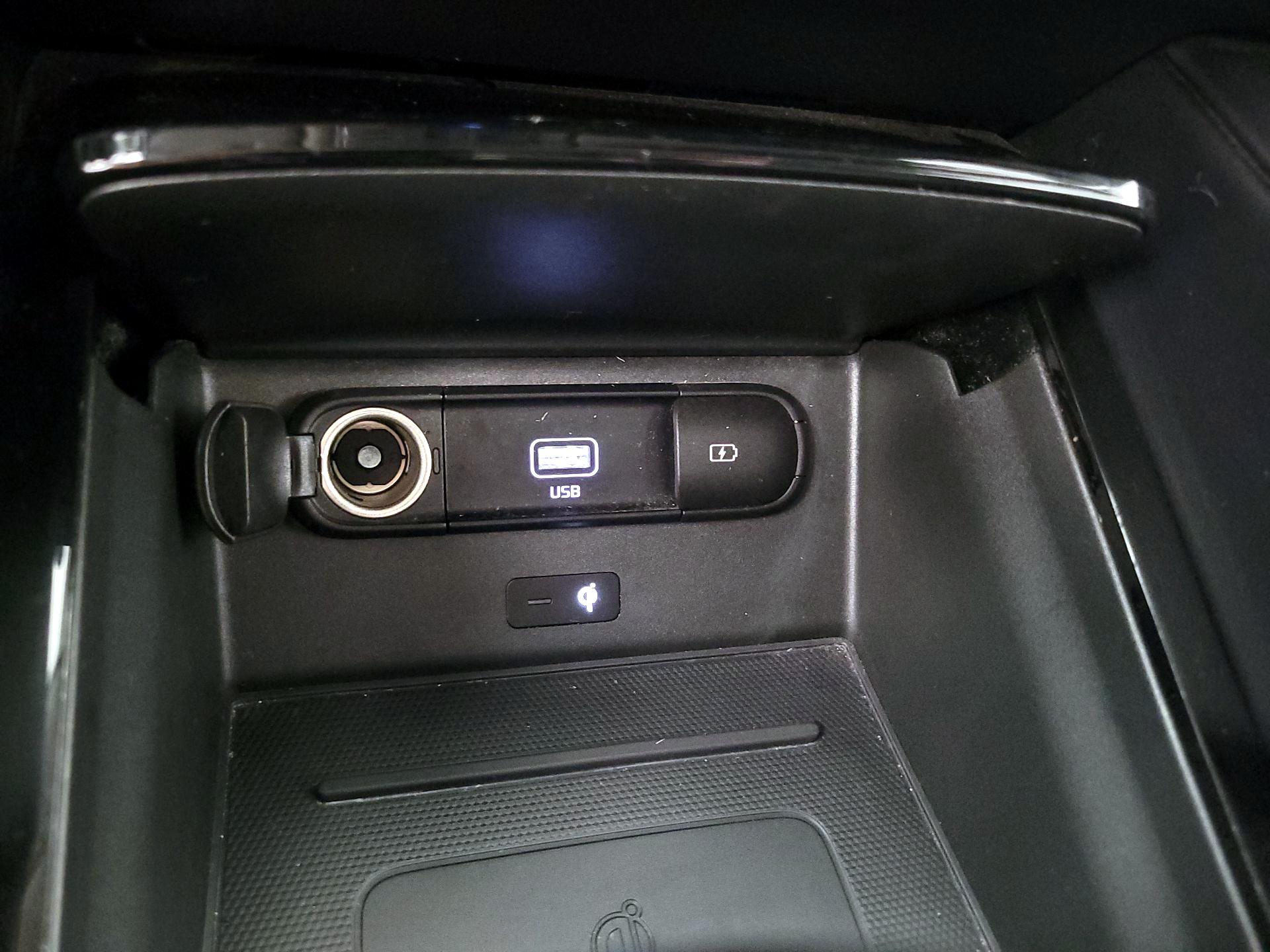 Thumbnail: 2022 Kia Telluride - 19