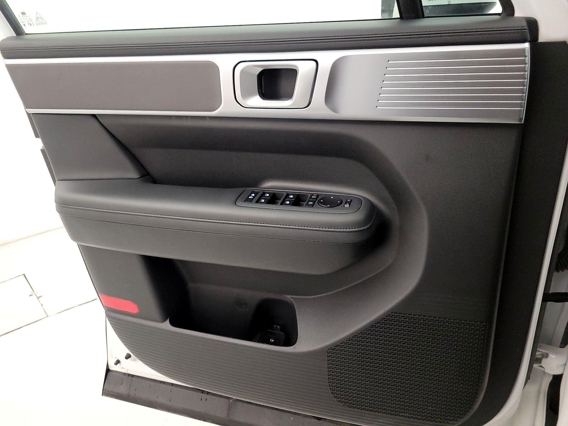 Thumbnail: 2025 Hyundai Santa Fe - 12