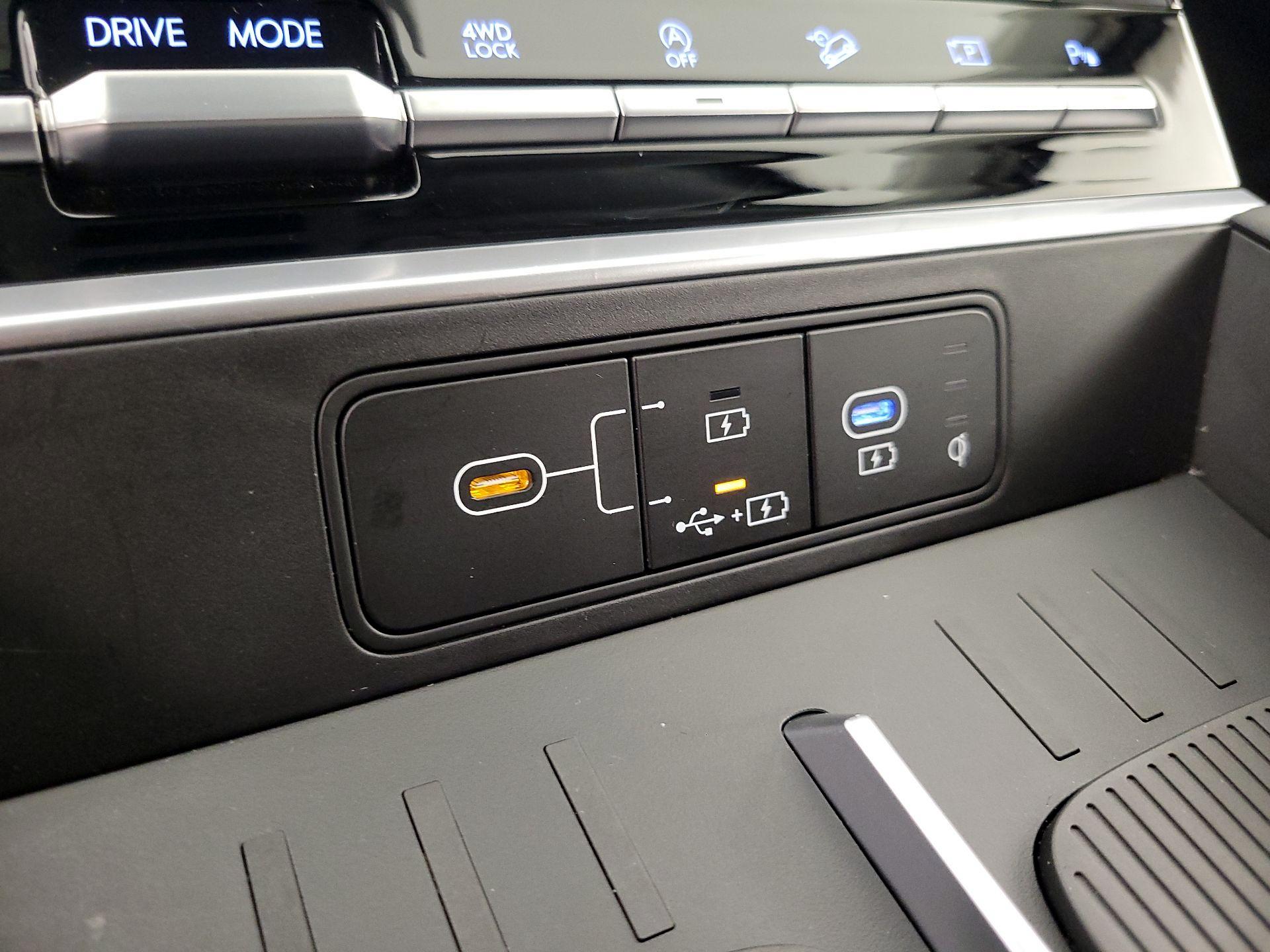 Thumbnail: 2025 Hyundai Santa Fe - 18