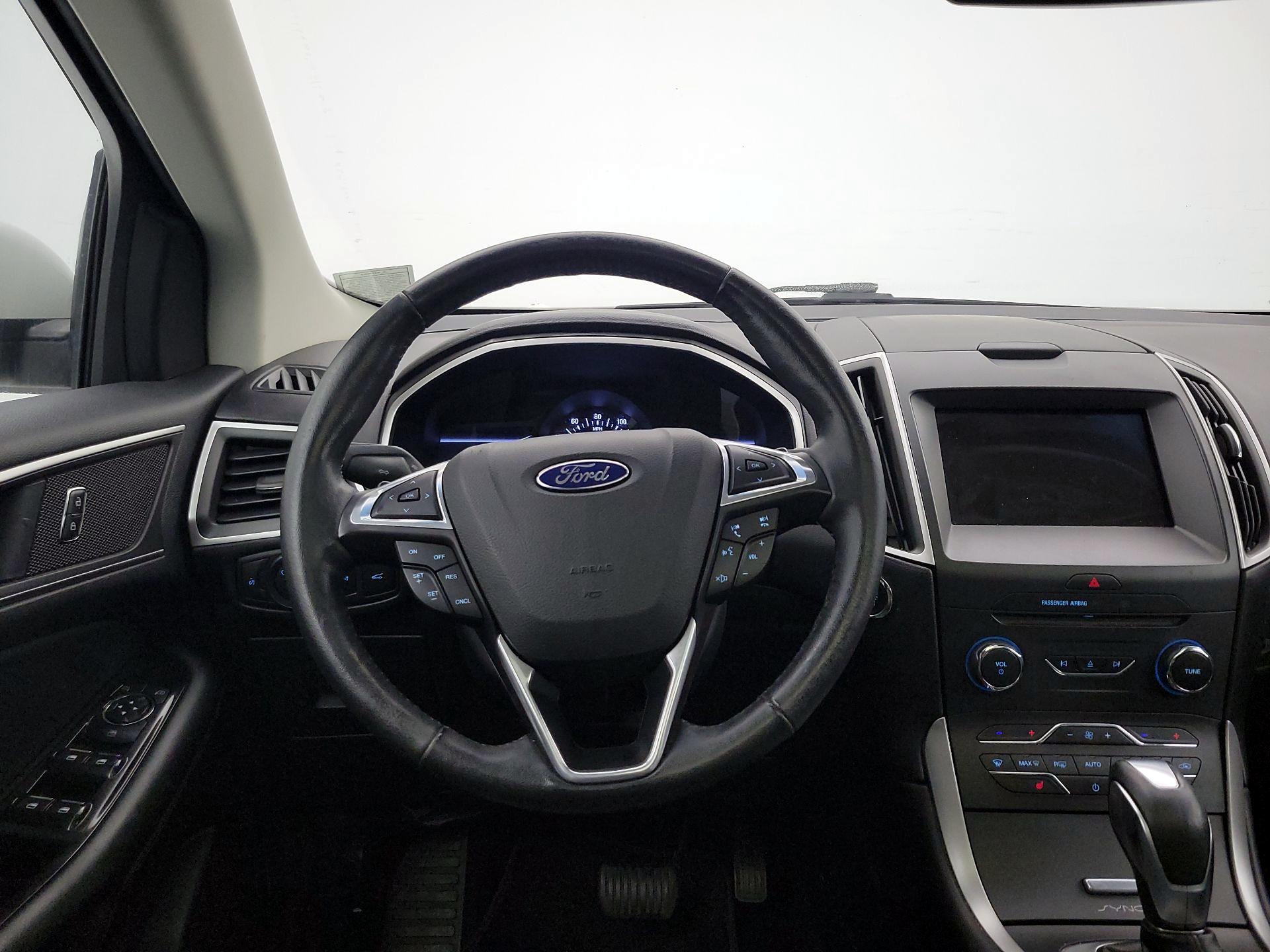 Thumbnail: 2015 Ford Edge - 10