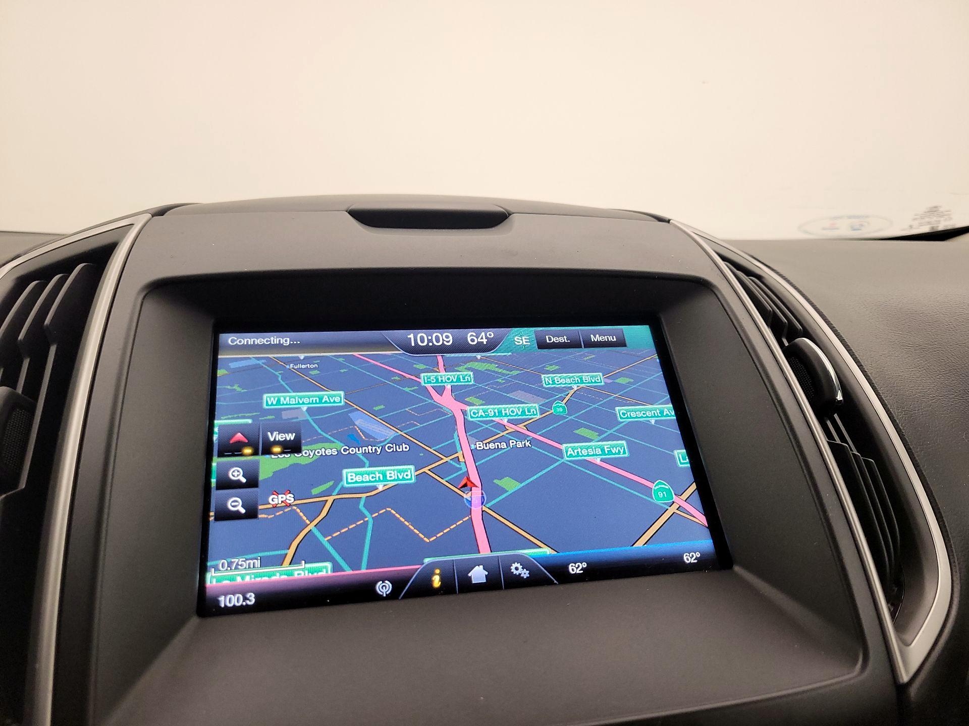 Thumbnail: 2015 Ford Edge - 14