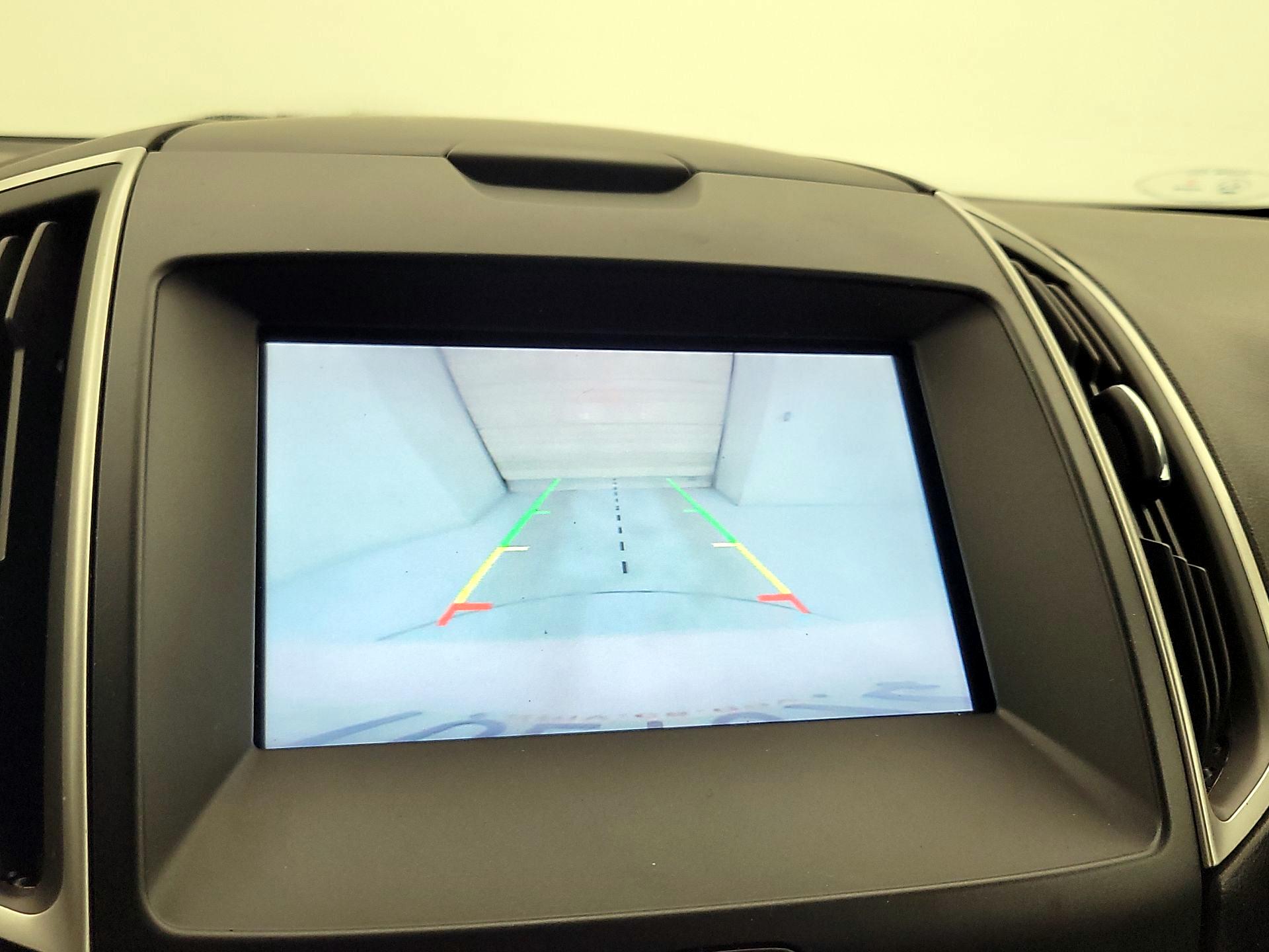 Thumbnail: 2015 Ford Edge - 15