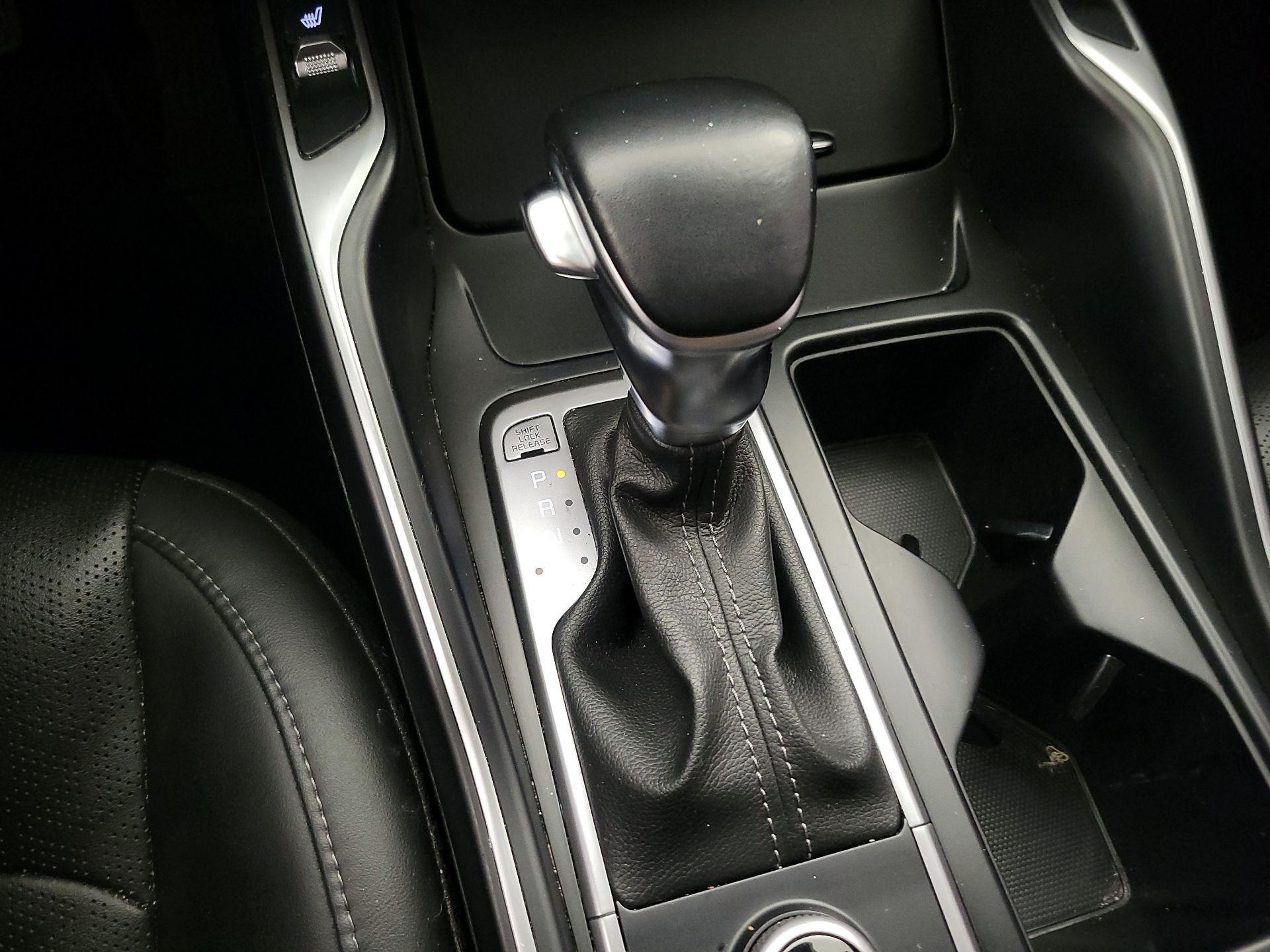 Thumbnail: 2022 Kia Sorento - 18