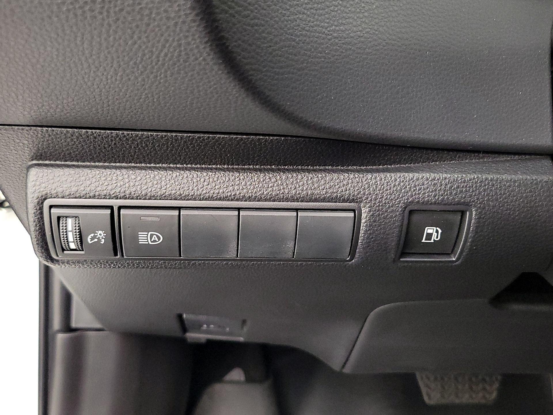 Thumbnail: 2023 Toyota Corolla - 13