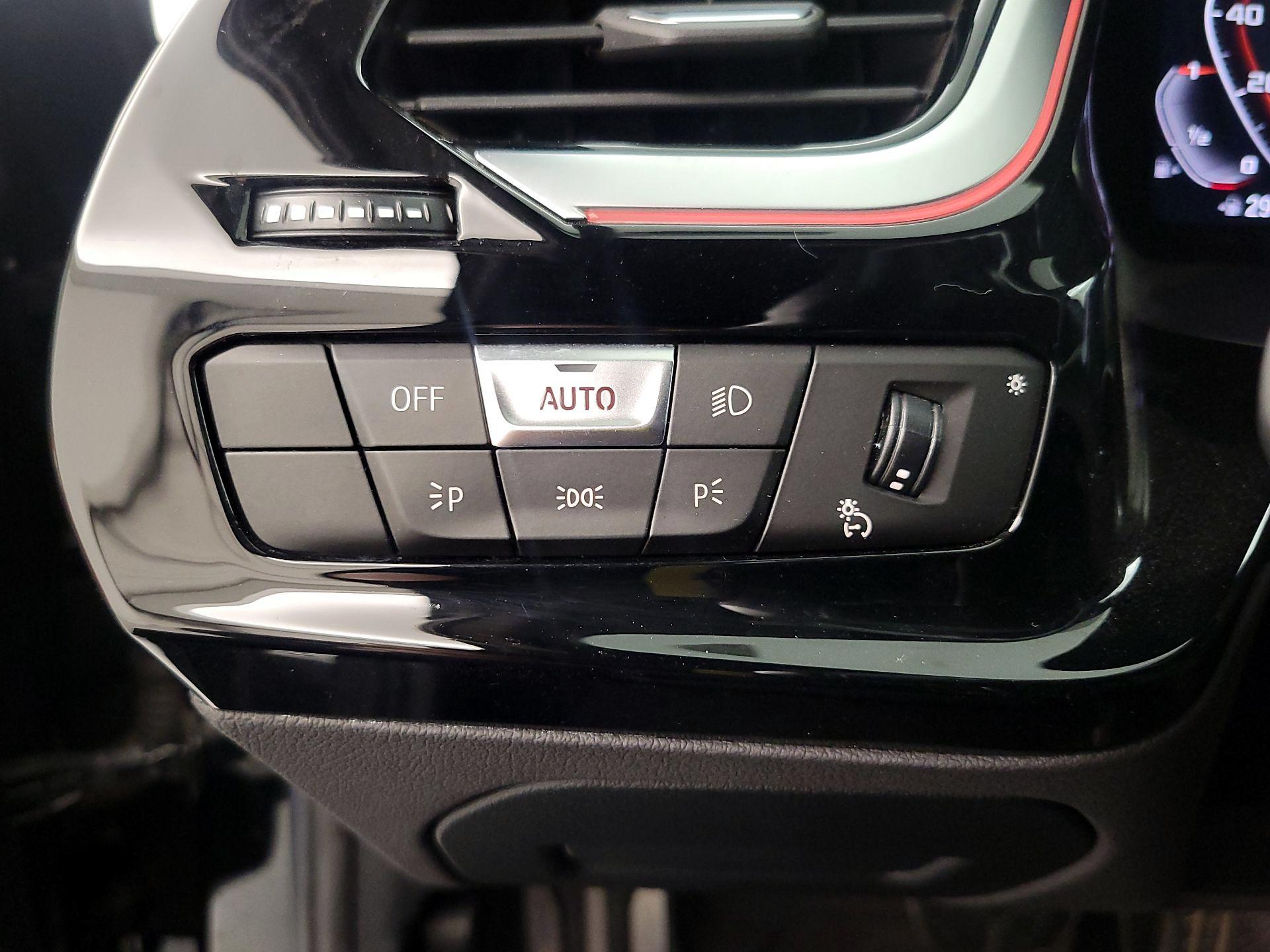 Thumbnail: 2020 BMW Z4 - 13