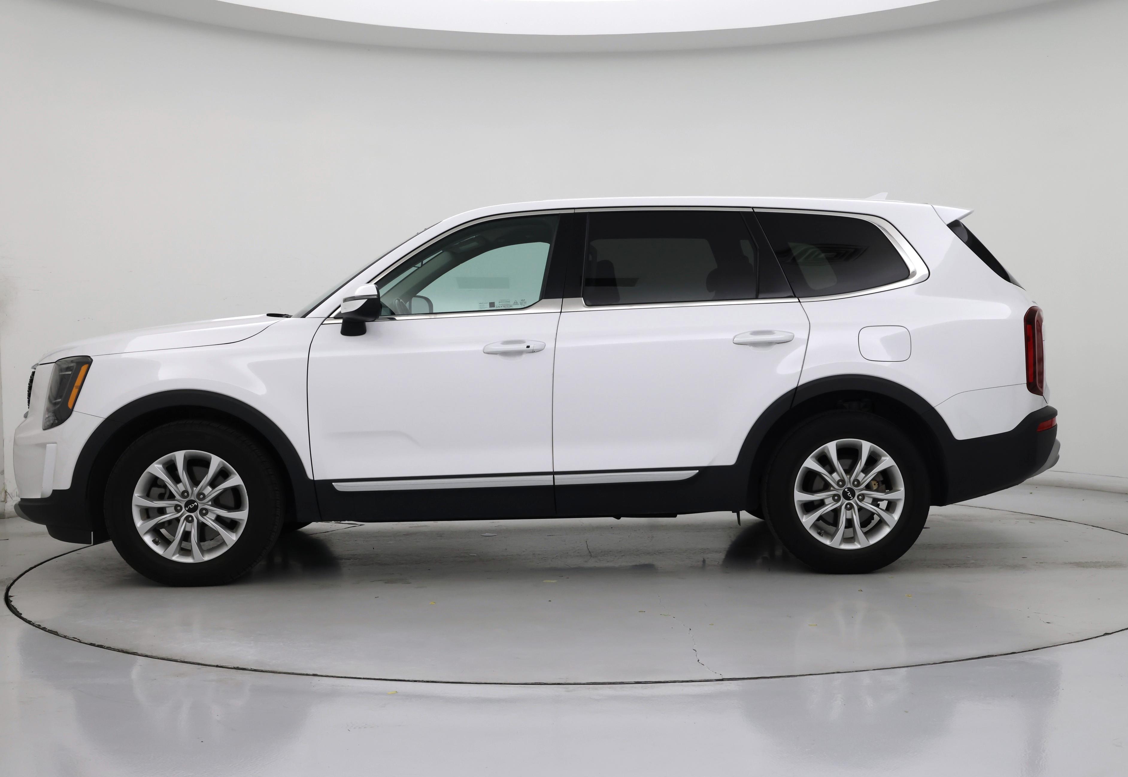 Thumbnail: 2022 Kia Telluride - 3