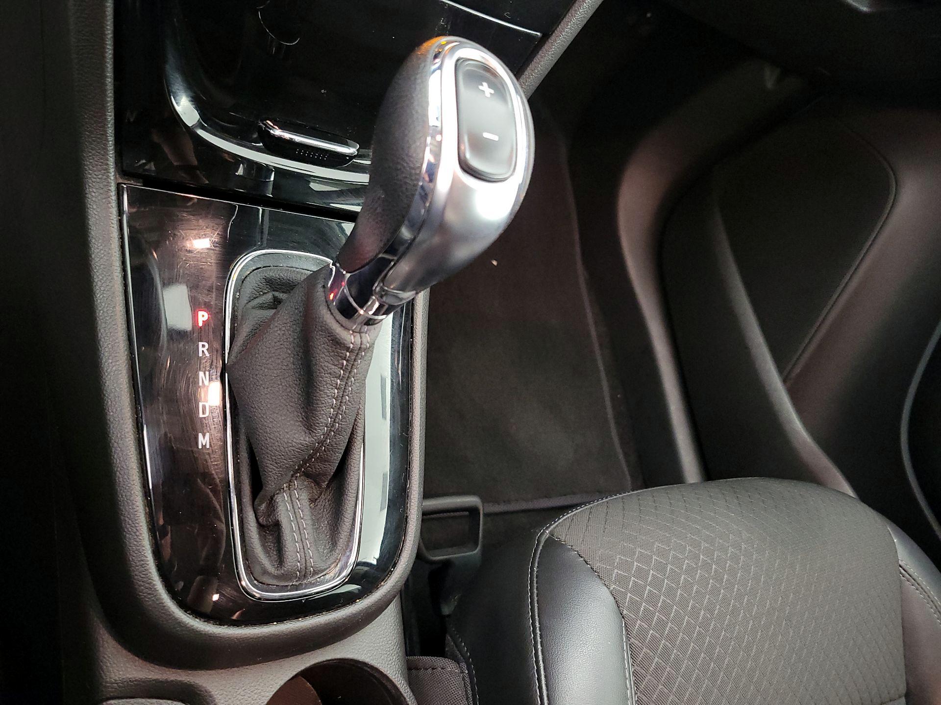 Thumbnail: 2020 Buick Encore - 17