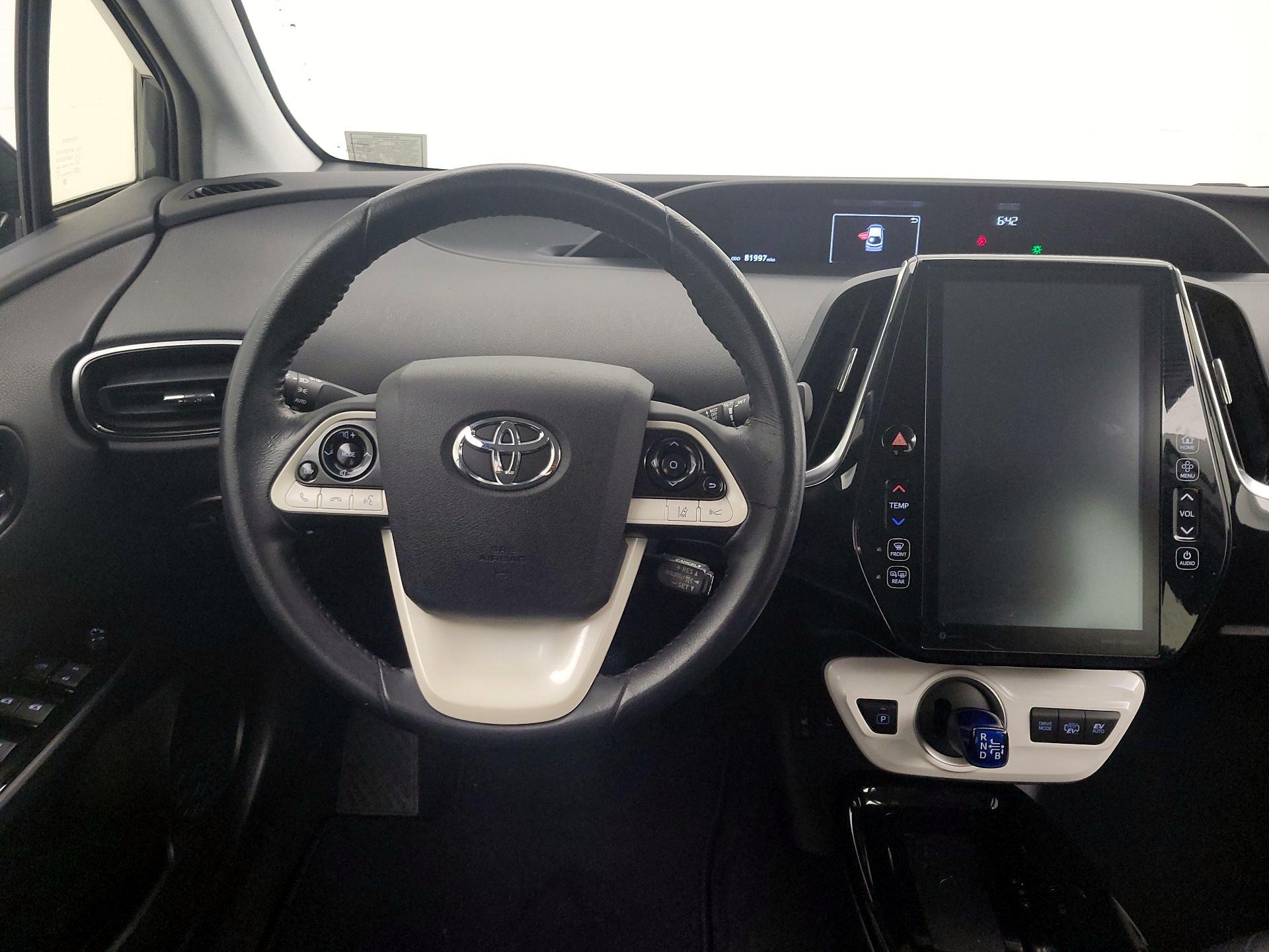 Thumbnail: 2017 Toyota Prius Prime - 10