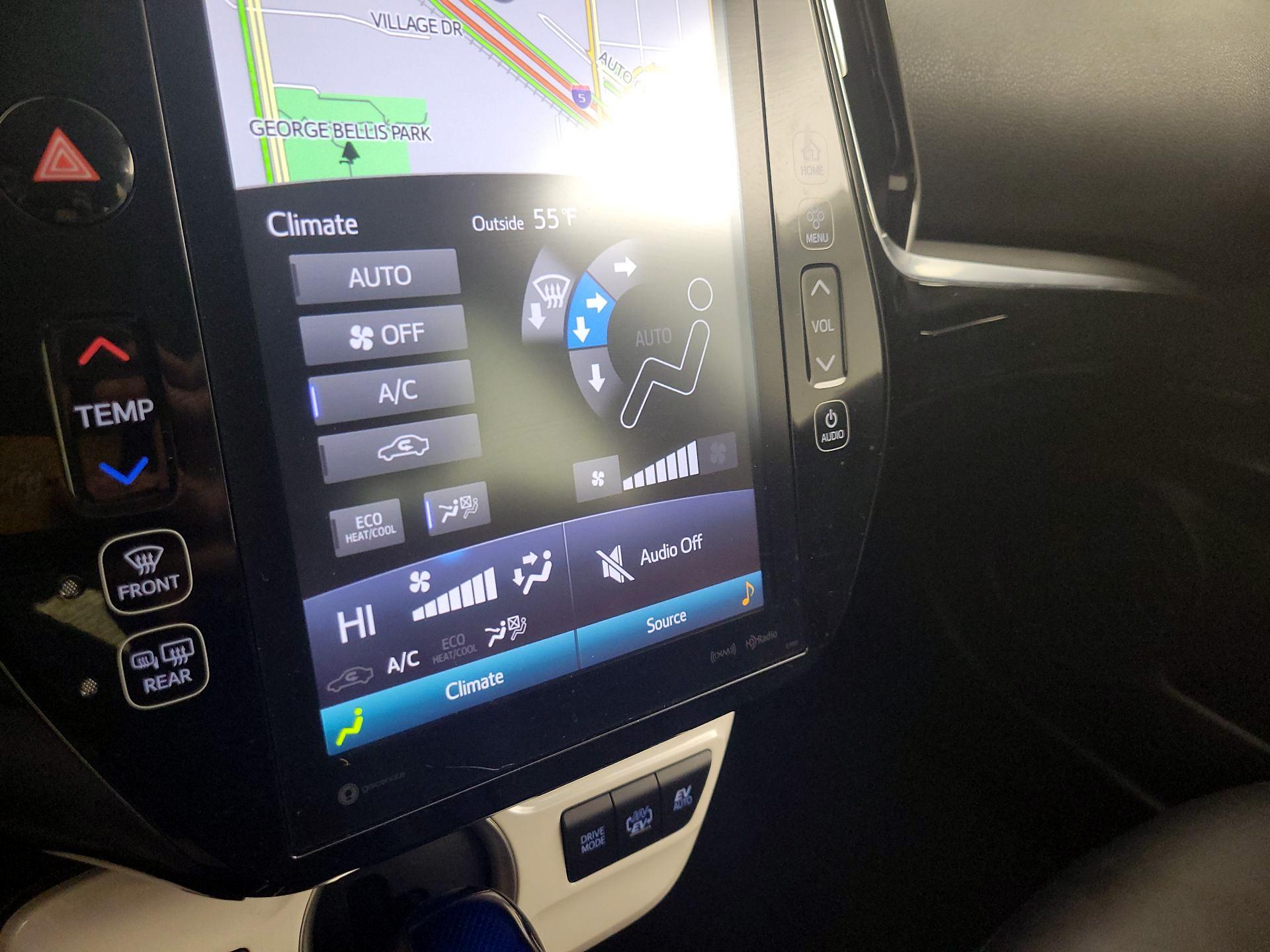 Thumbnail: 2017 Toyota Prius Prime - 17