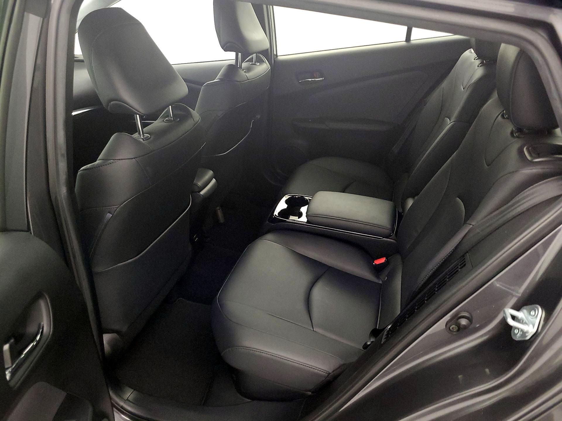 Thumbnail: 2017 Toyota Prius Prime - 19