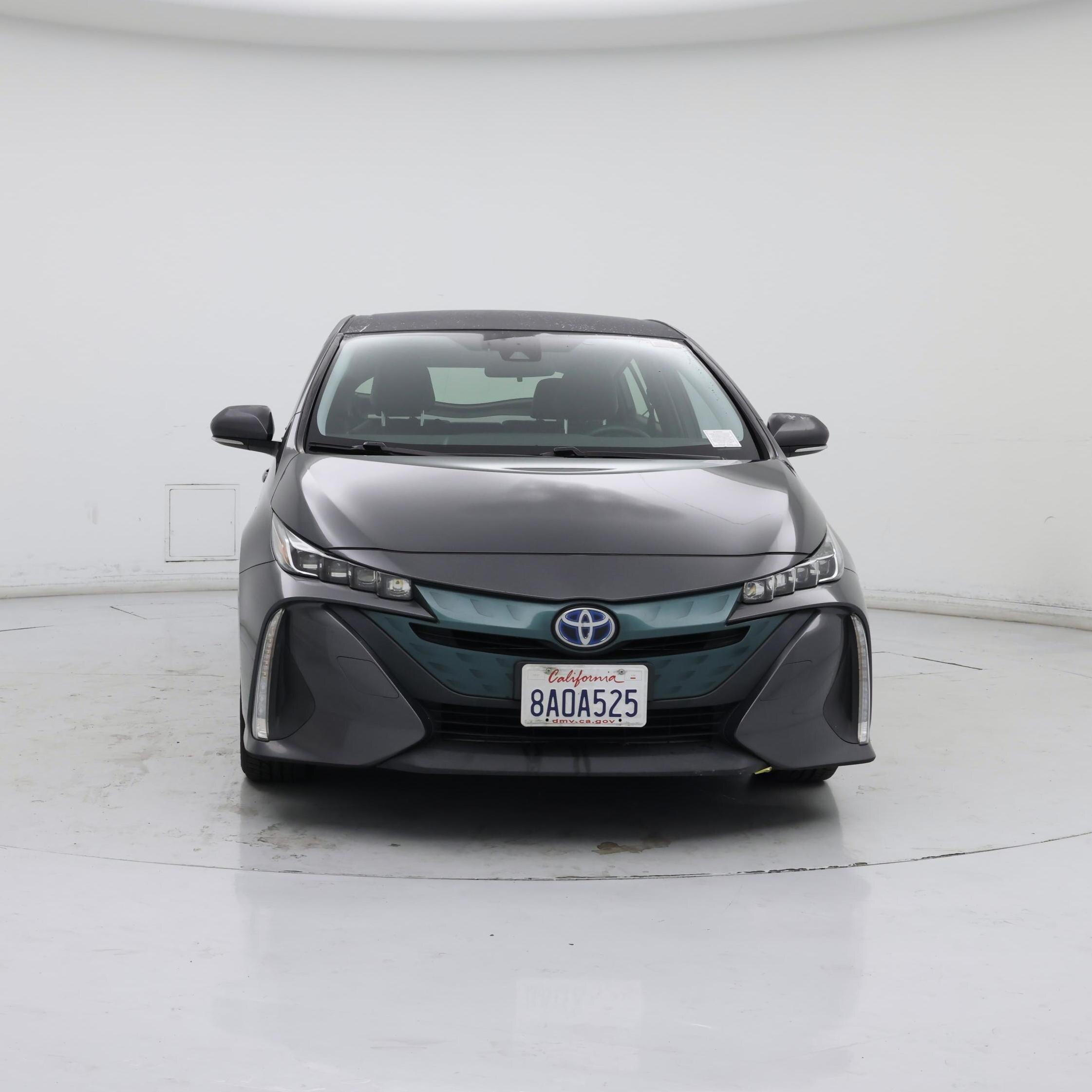Thumbnail: 2017 Toyota Prius Prime - 5