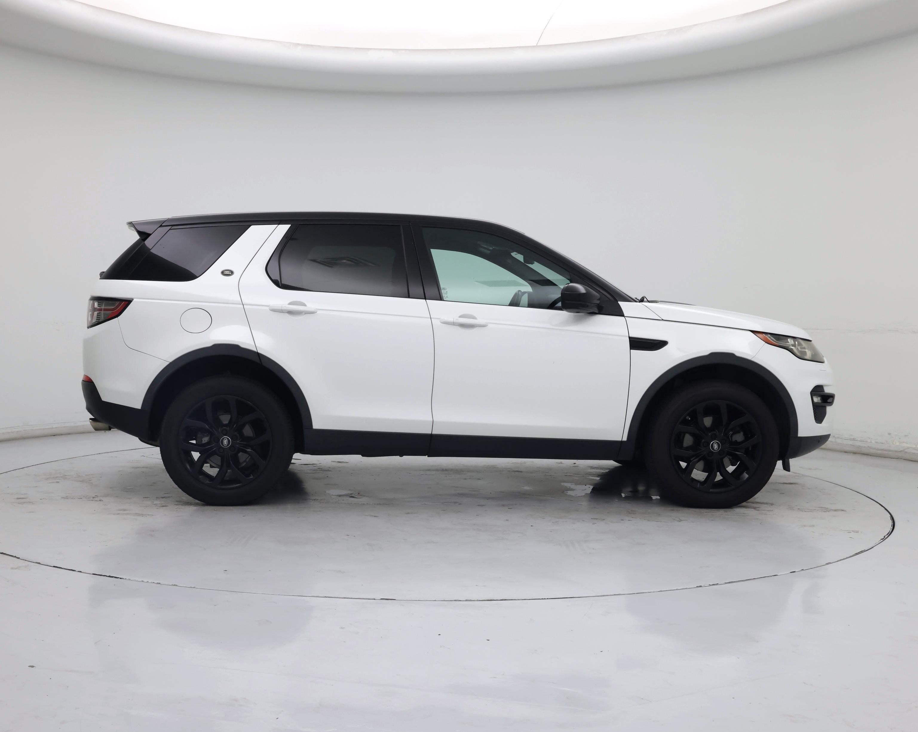 Thumbnail: 2015 Land Rover Discovery Sport - 7