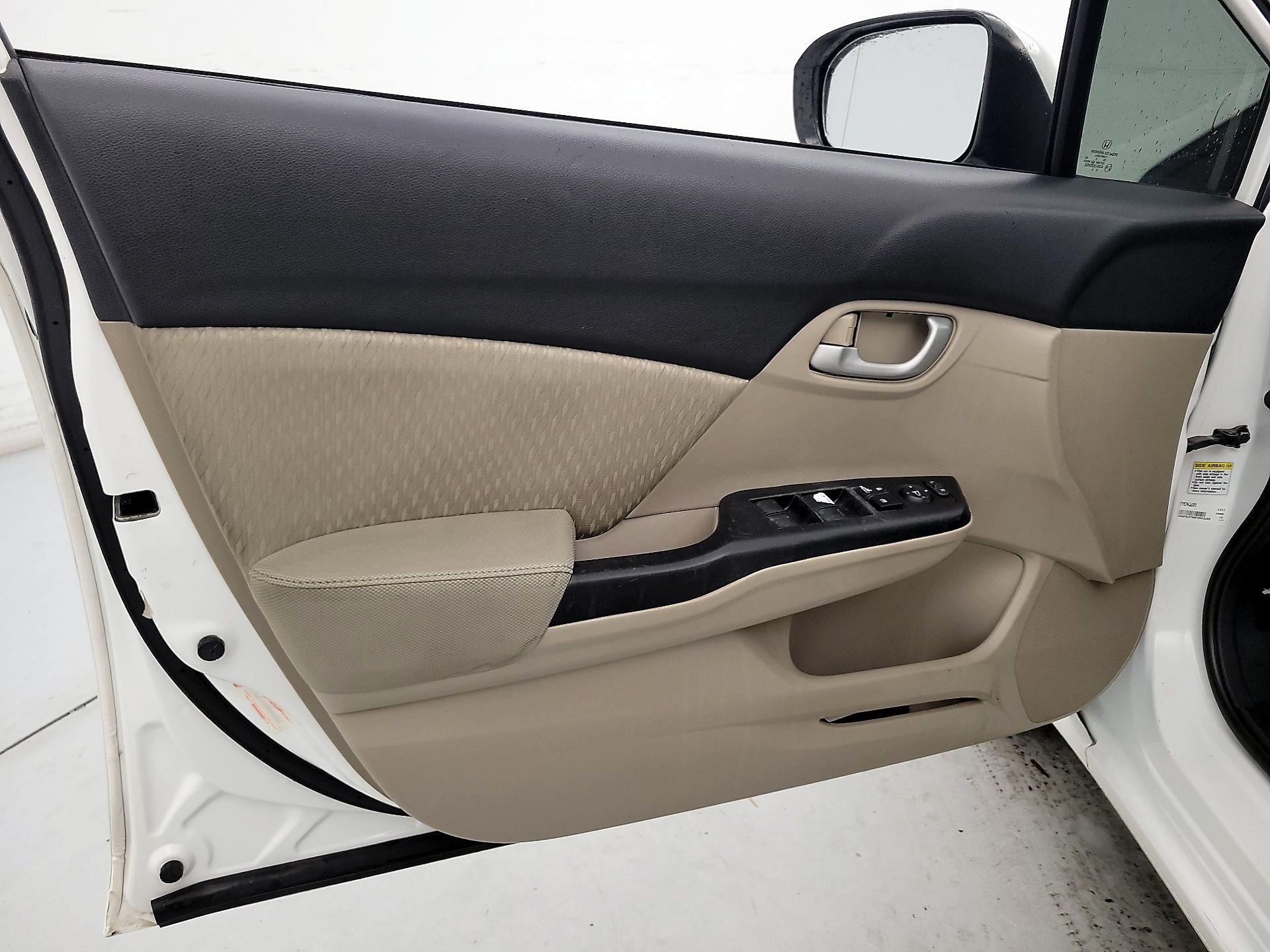 Thumbnail: 2015 Honda Civic - 12