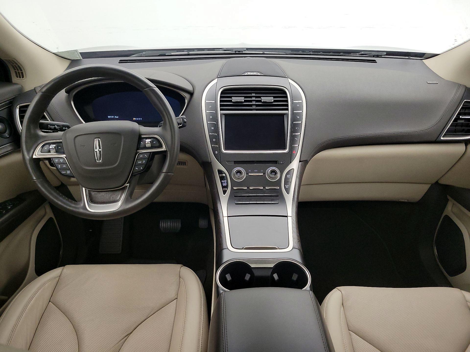 Thumbnail: 2019 Lincoln Nautilus - 9