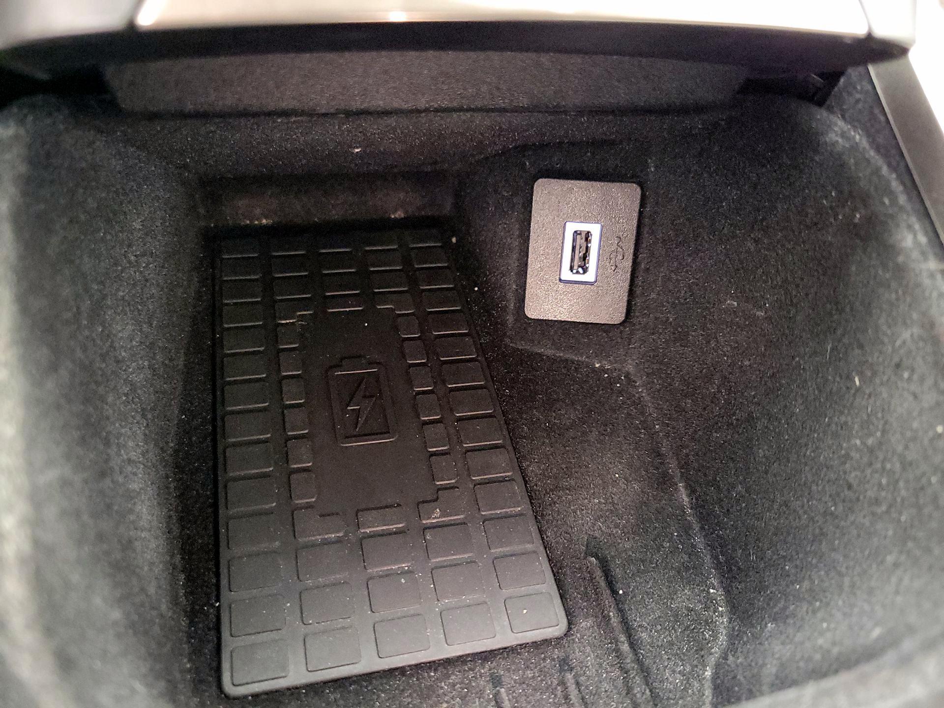 Thumbnail: 2019 Lincoln Nautilus - 19