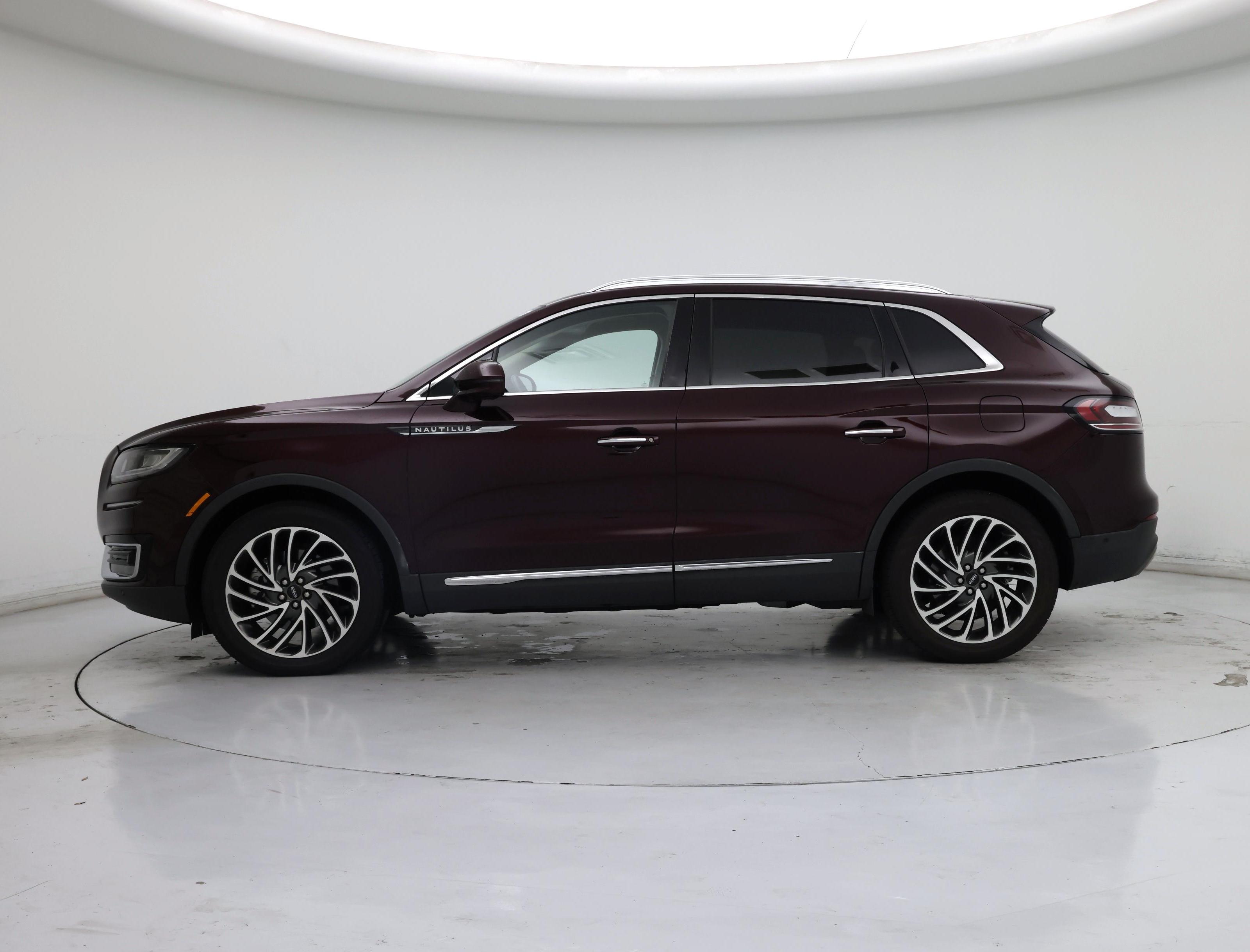 Thumbnail: 2019 Lincoln Nautilus - 3
