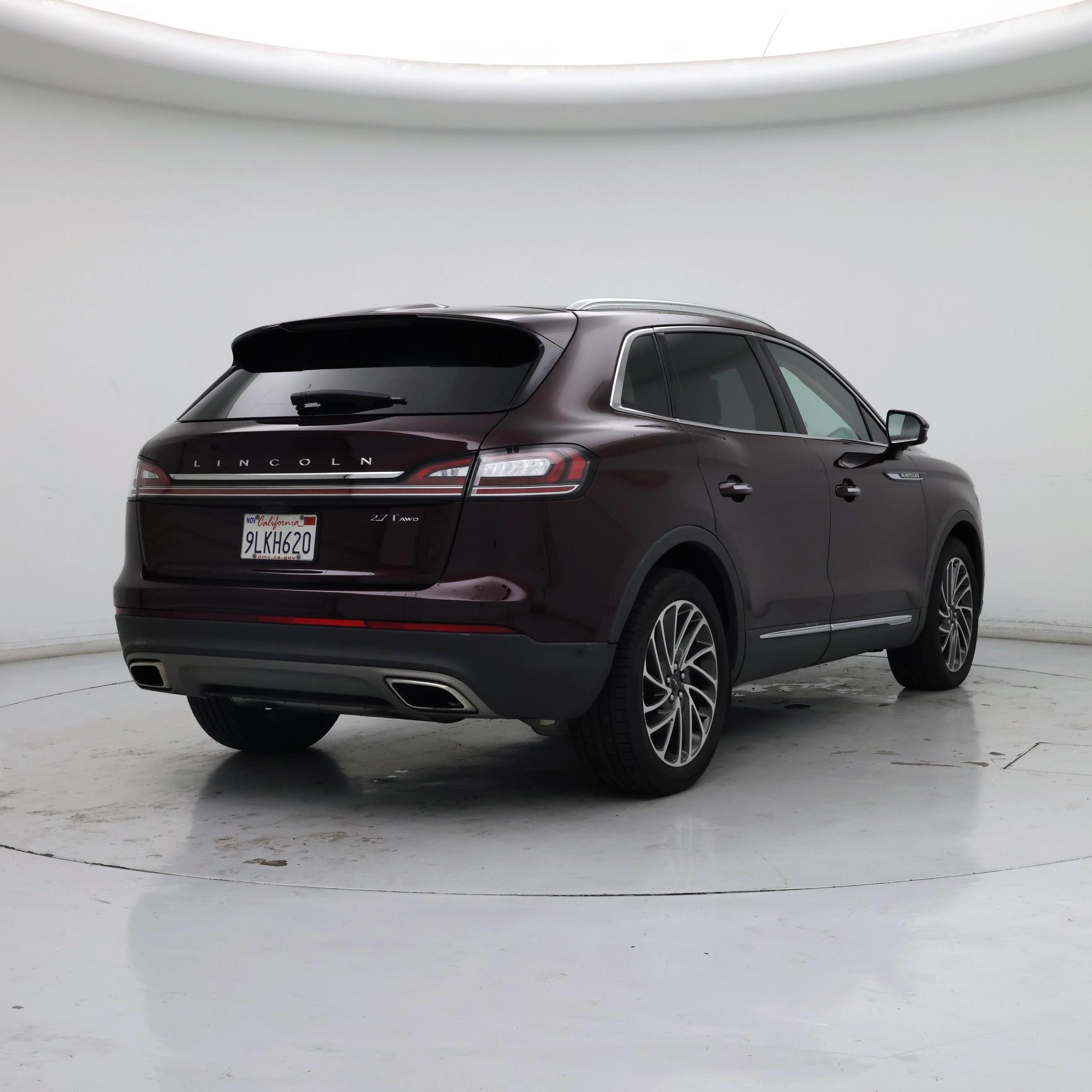 Thumbnail: 2019 Lincoln Nautilus - 8