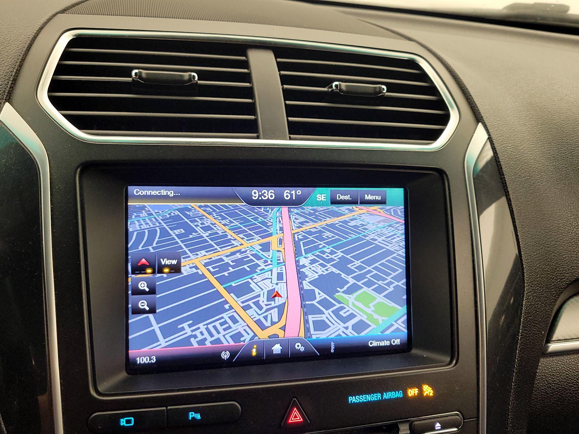 Thumbnail: 2016 Ford Explorer - 14