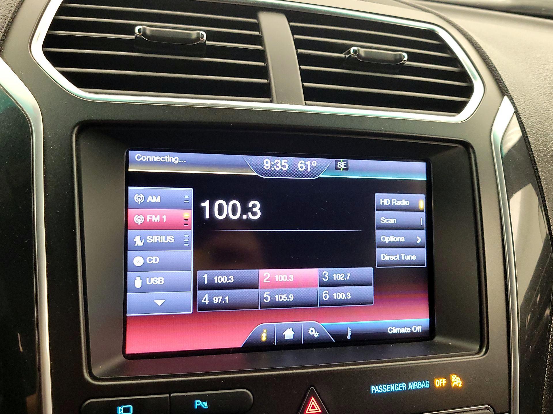 Thumbnail: 2016 Ford Explorer - 16