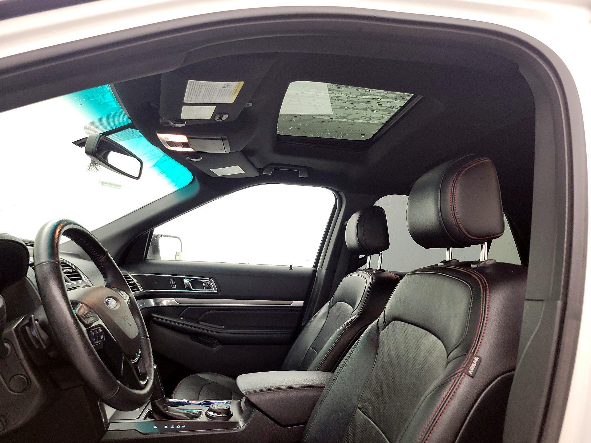 Thumbnail: 2016 Ford Explorer - 20