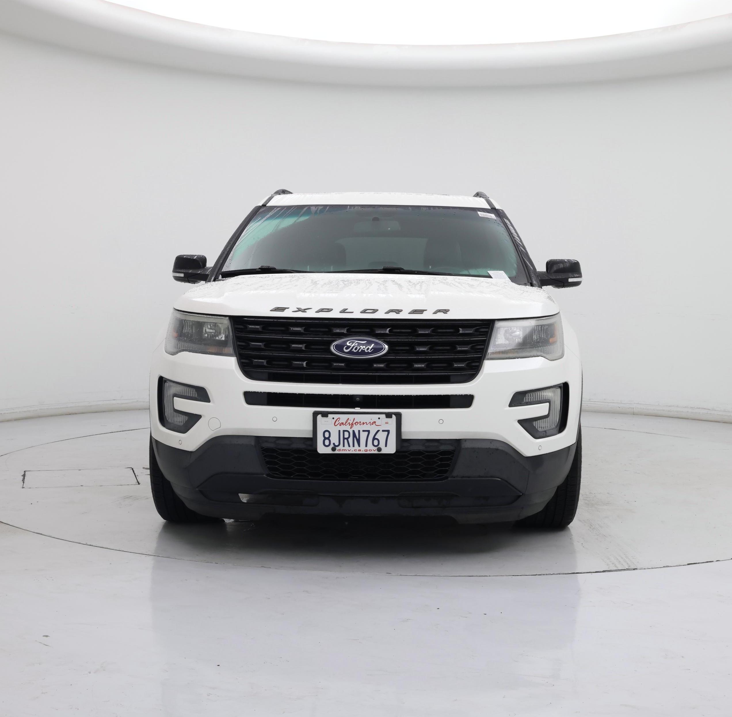 Thumbnail: 2016 Ford Explorer - 5