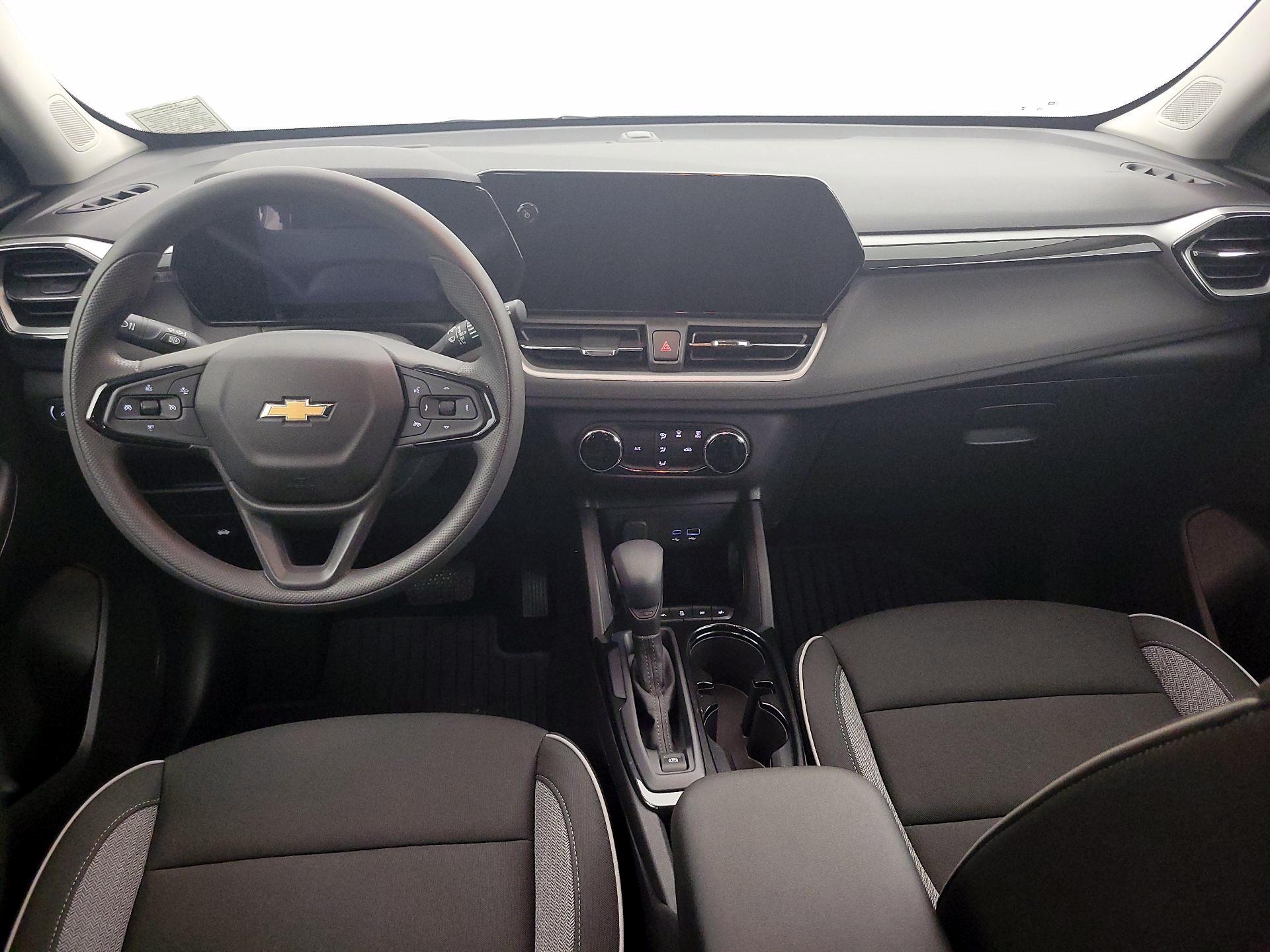 Thumbnail: 2025 Chevrolet TrailBlazer - 9