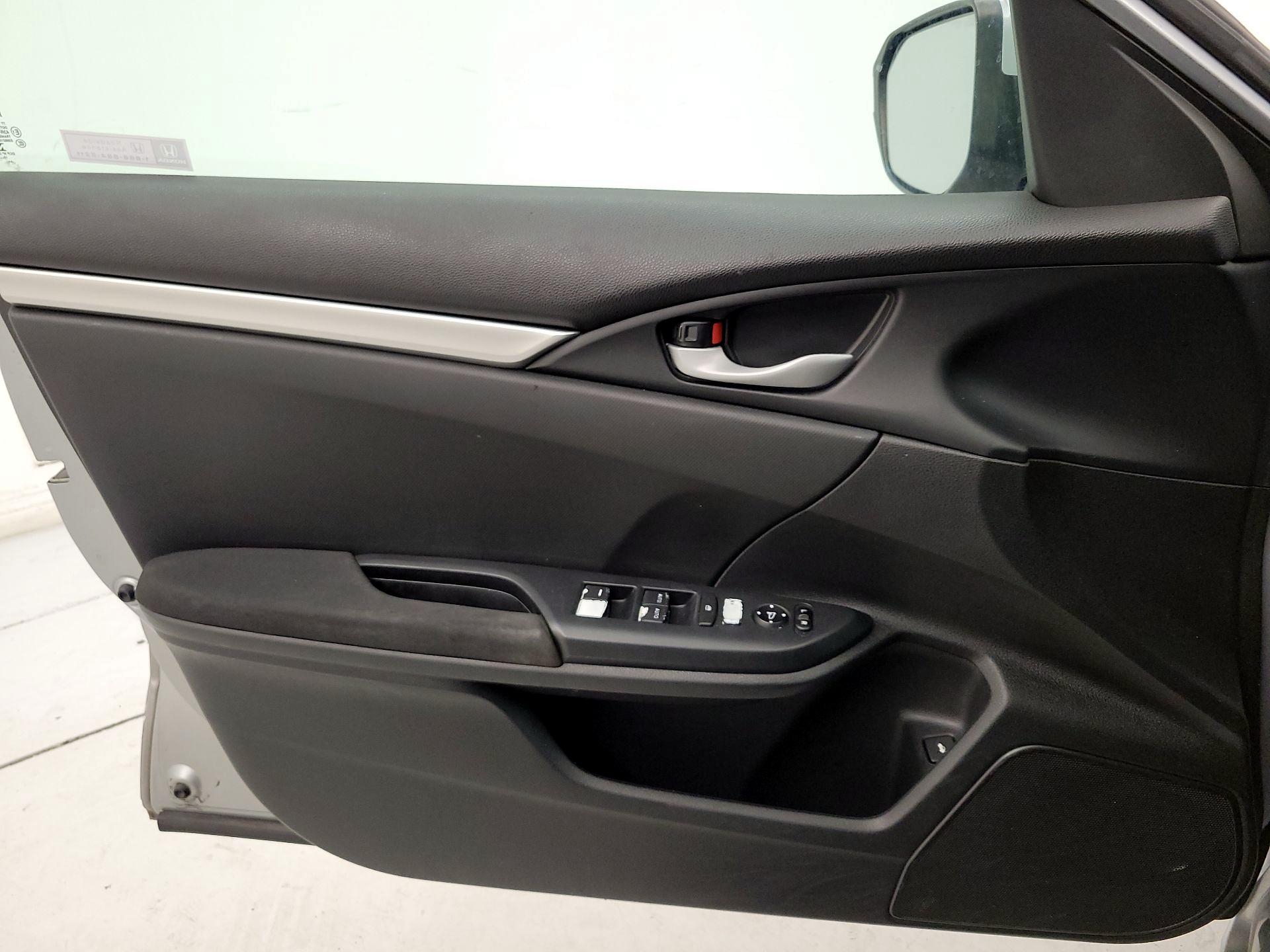 Thumbnail: 2020 Honda Civic - 12
