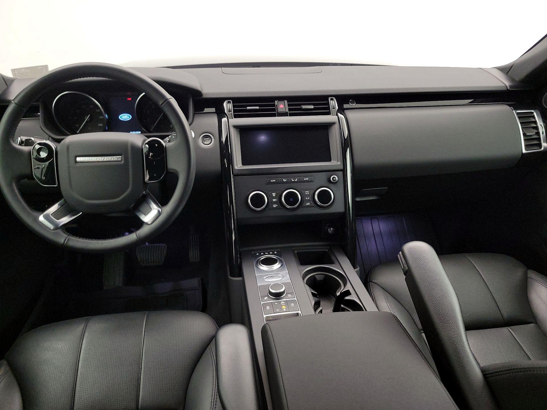 Thumbnail: 2019 Land Rover Discovery - 9