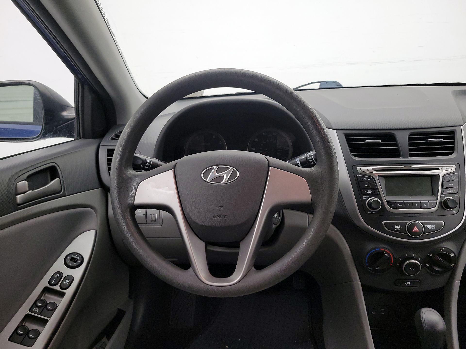 Thumbnail: 2017 Hyundai Accent - 10