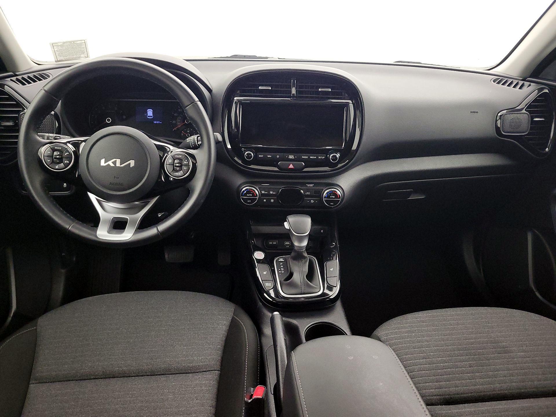 Thumbnail: 2022 Kia Soul - 9