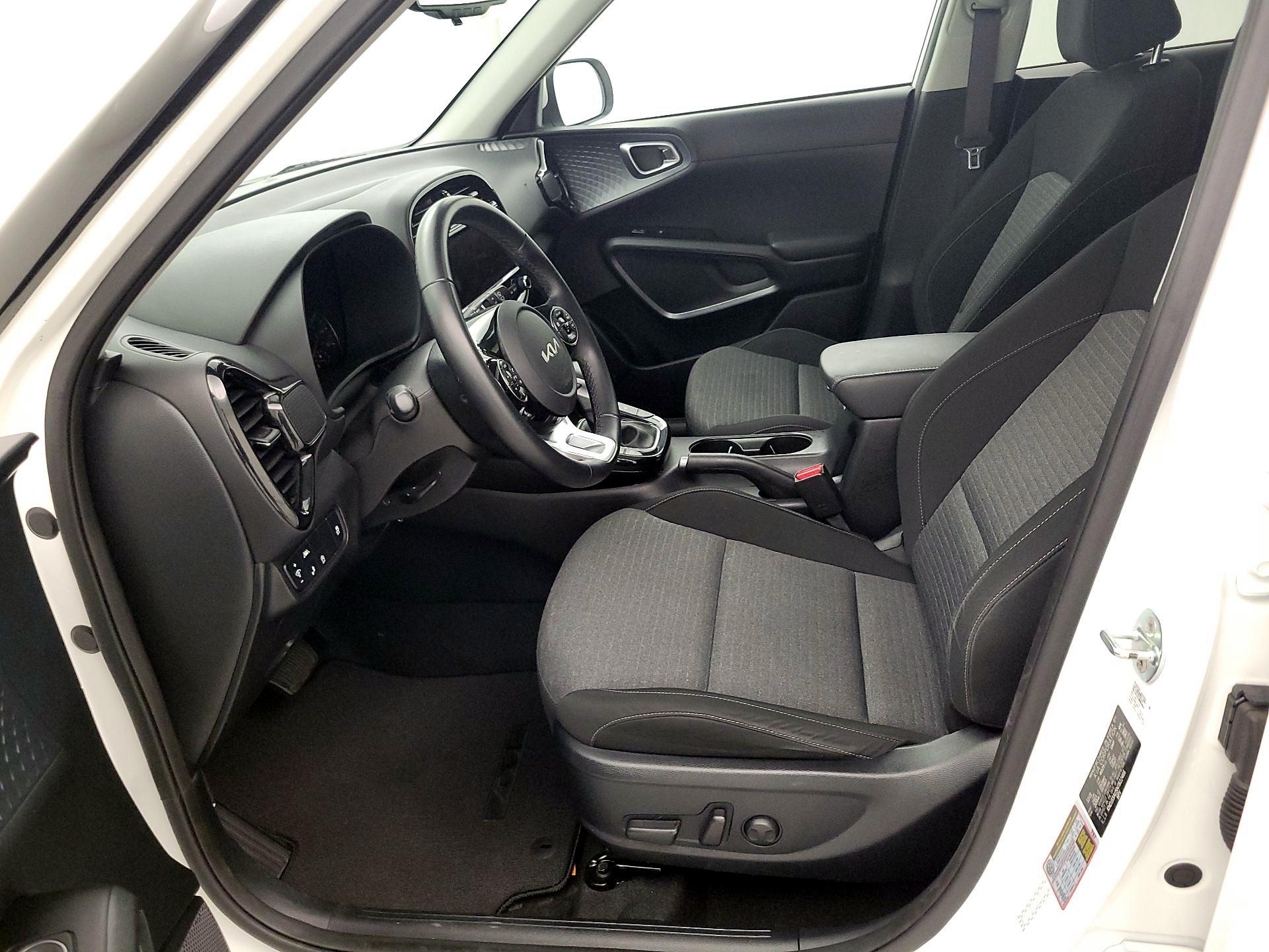 Thumbnail: 2022 Kia Soul - 11