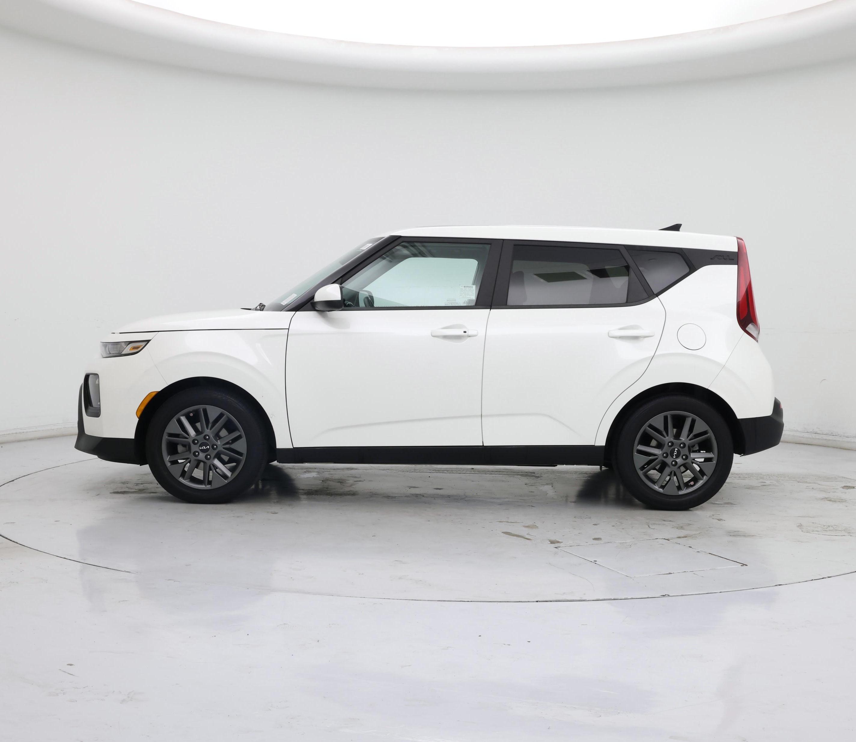 Thumbnail: 2022 Kia Soul - 3