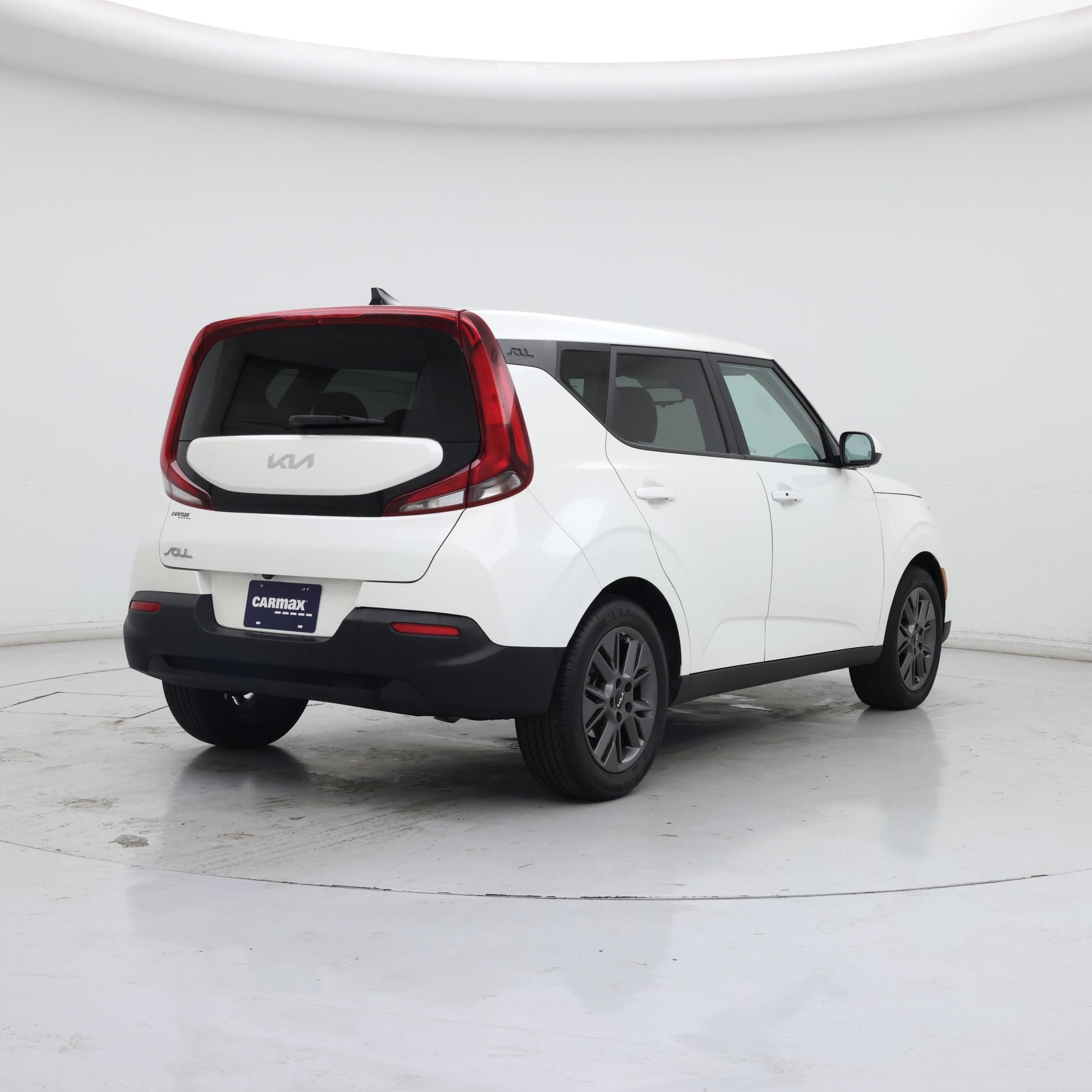 Thumbnail: 2022 Kia Soul - 8