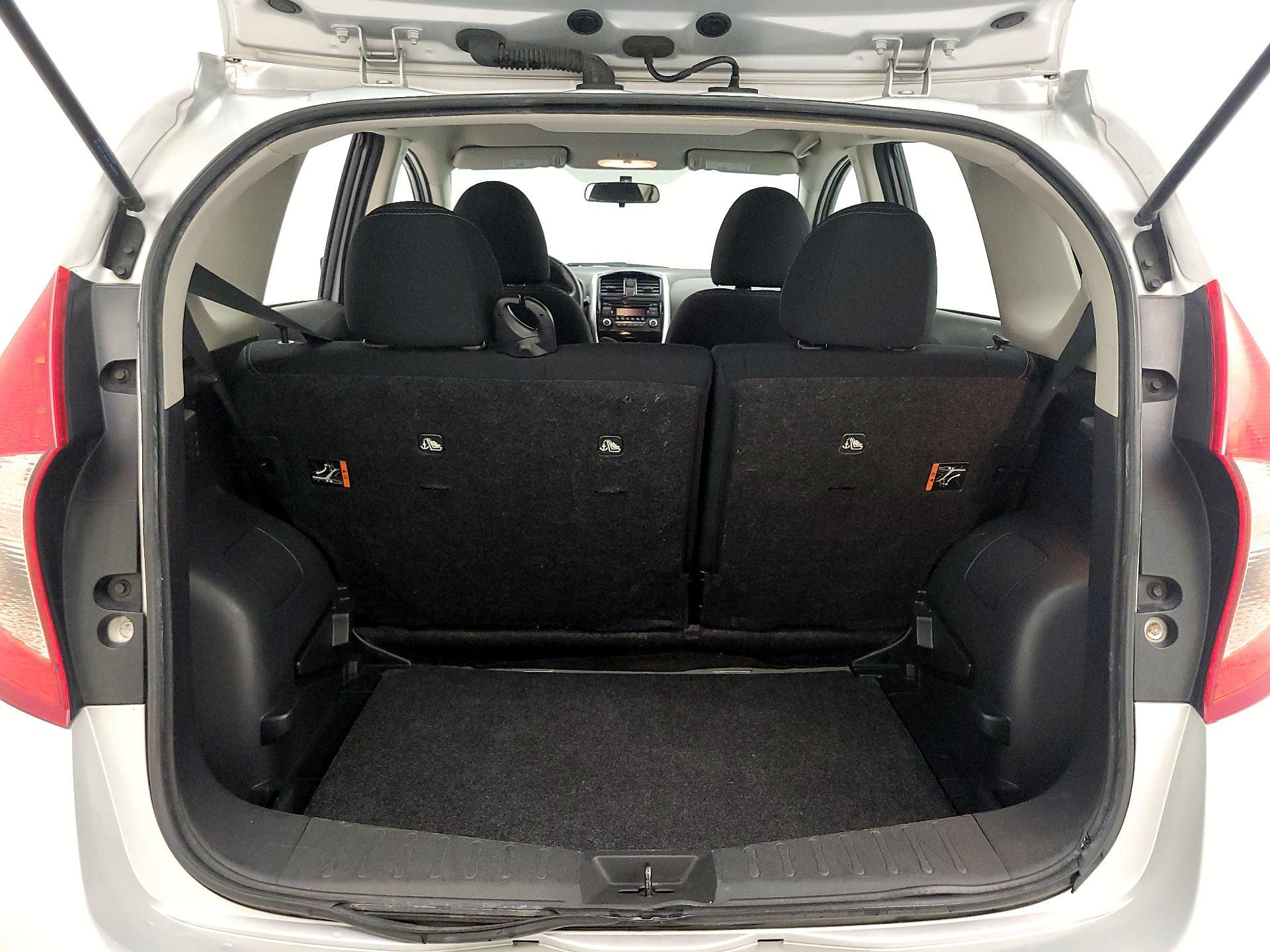 Thumbnail: 2015 Nissan Versa Note - 19