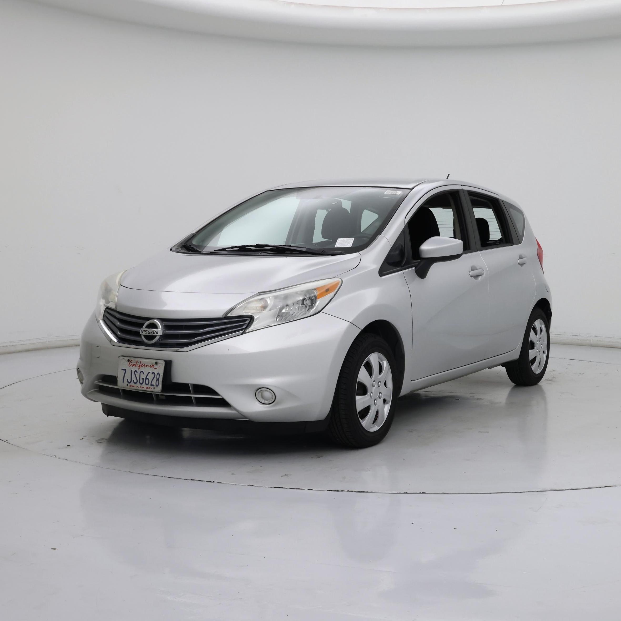 Thumbnail: 2015 Nissan Versa Note - 4